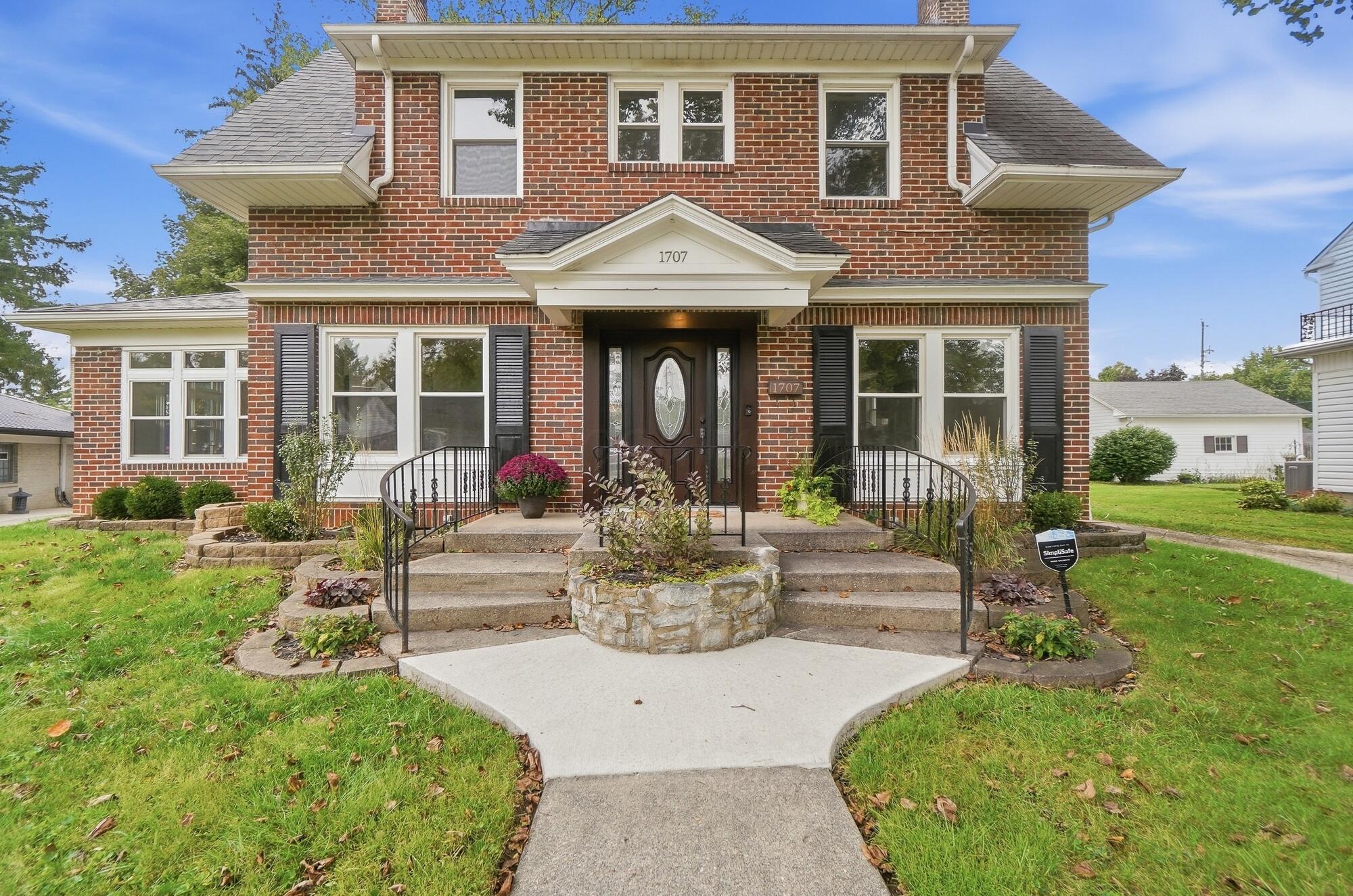 1707 Longview Drive — photo