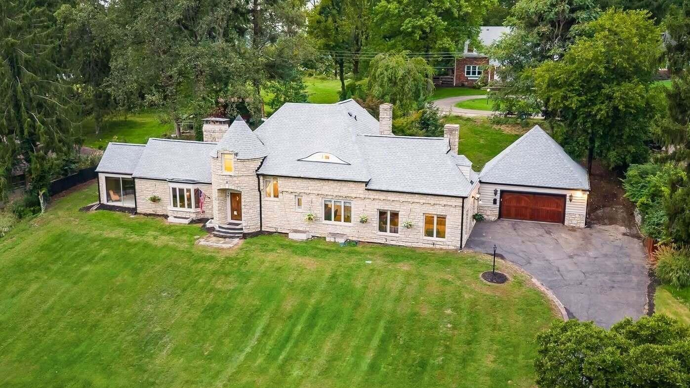 1151 N High Street — photo