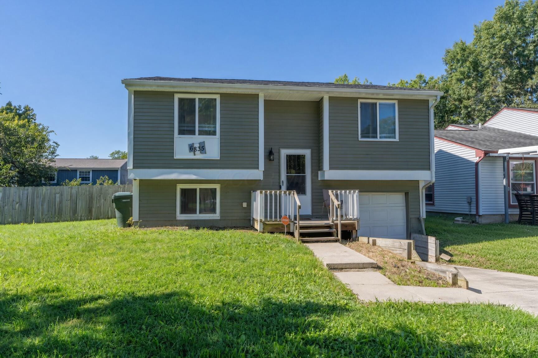 6835 Alexdon Court — photo