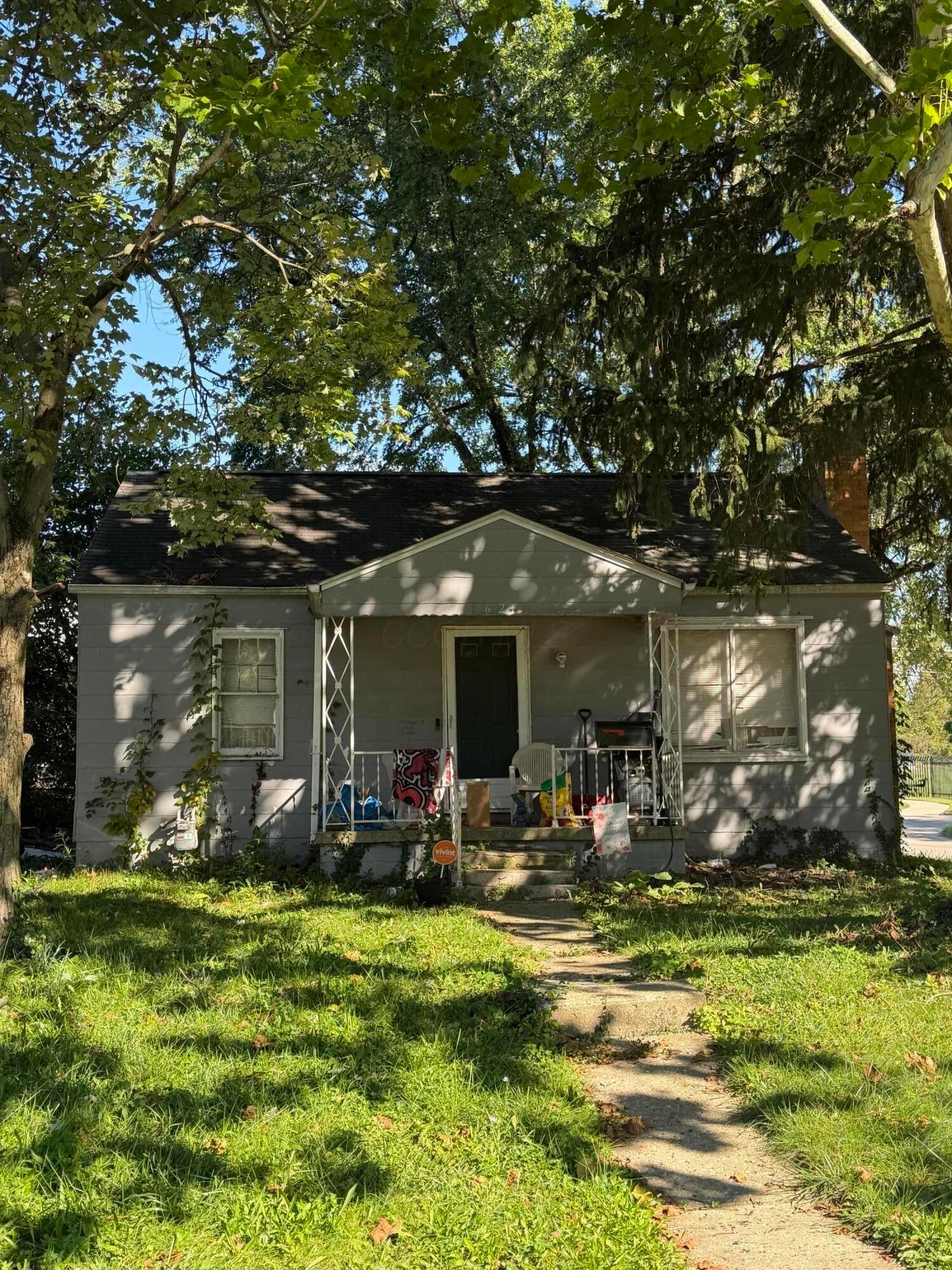 628 S Napoleon Avenue — photo