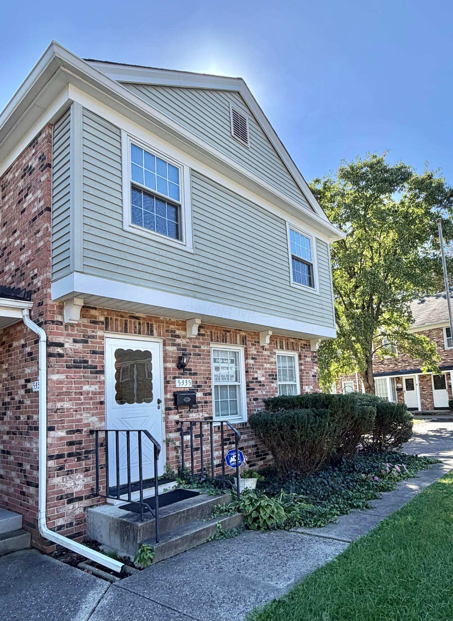 5335 Yorkshire Village Lane, C29 — photo