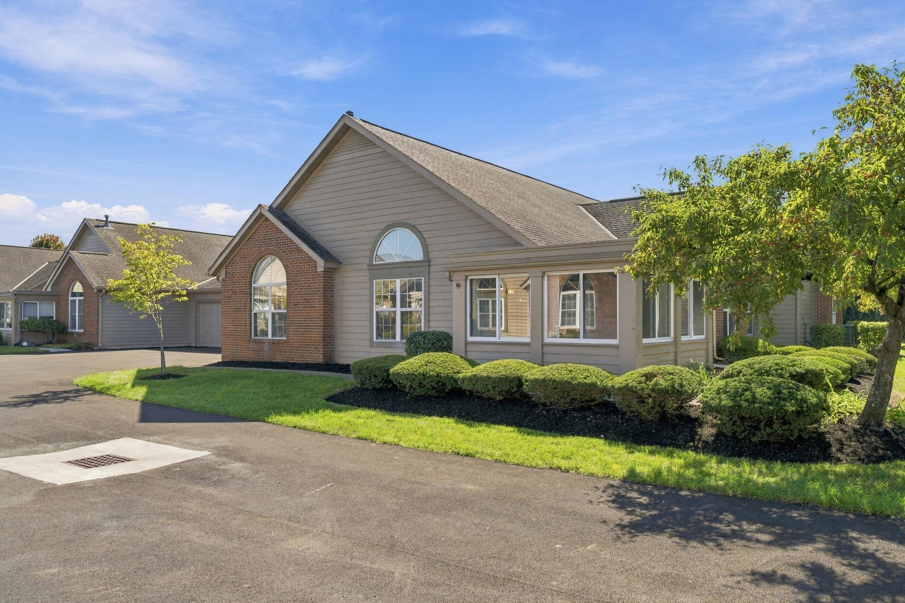 455 Cantering Place W, 13 — photo