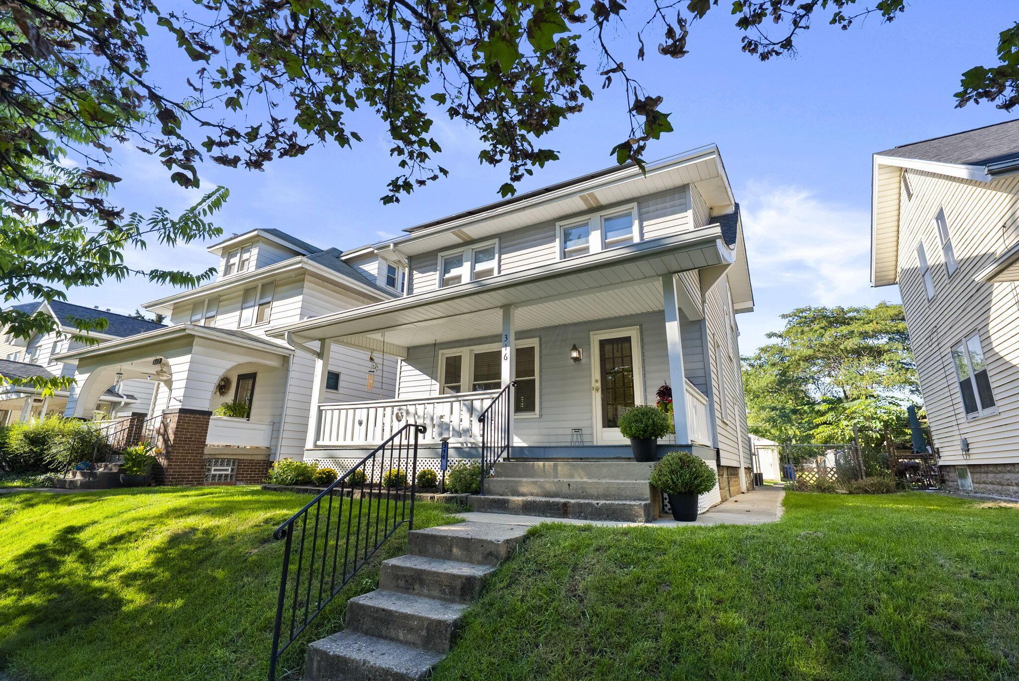 316 E Markison Avenue, Columbus, OH 43207 — photo 2