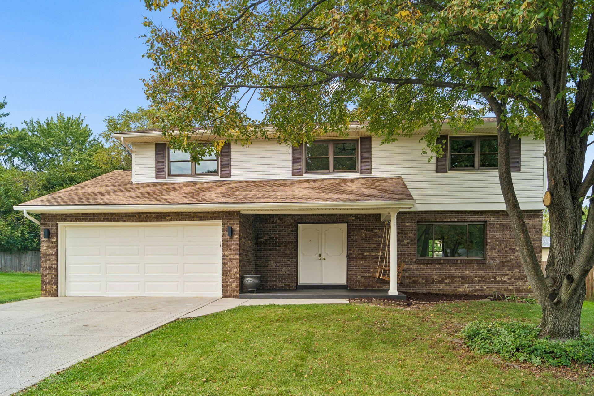 2900 Granada Hills Drive — photo