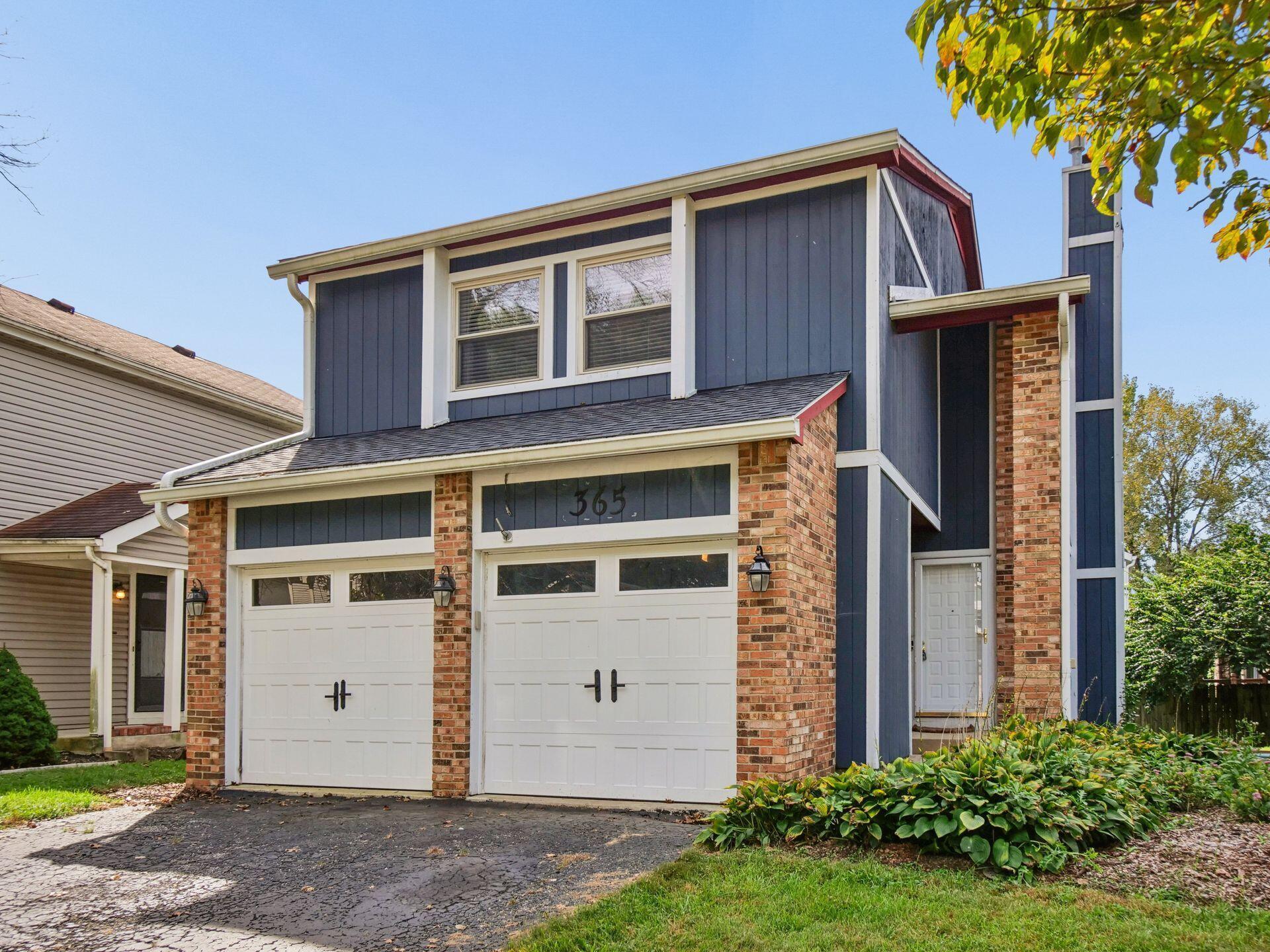 365 Halsbury Circle — photo