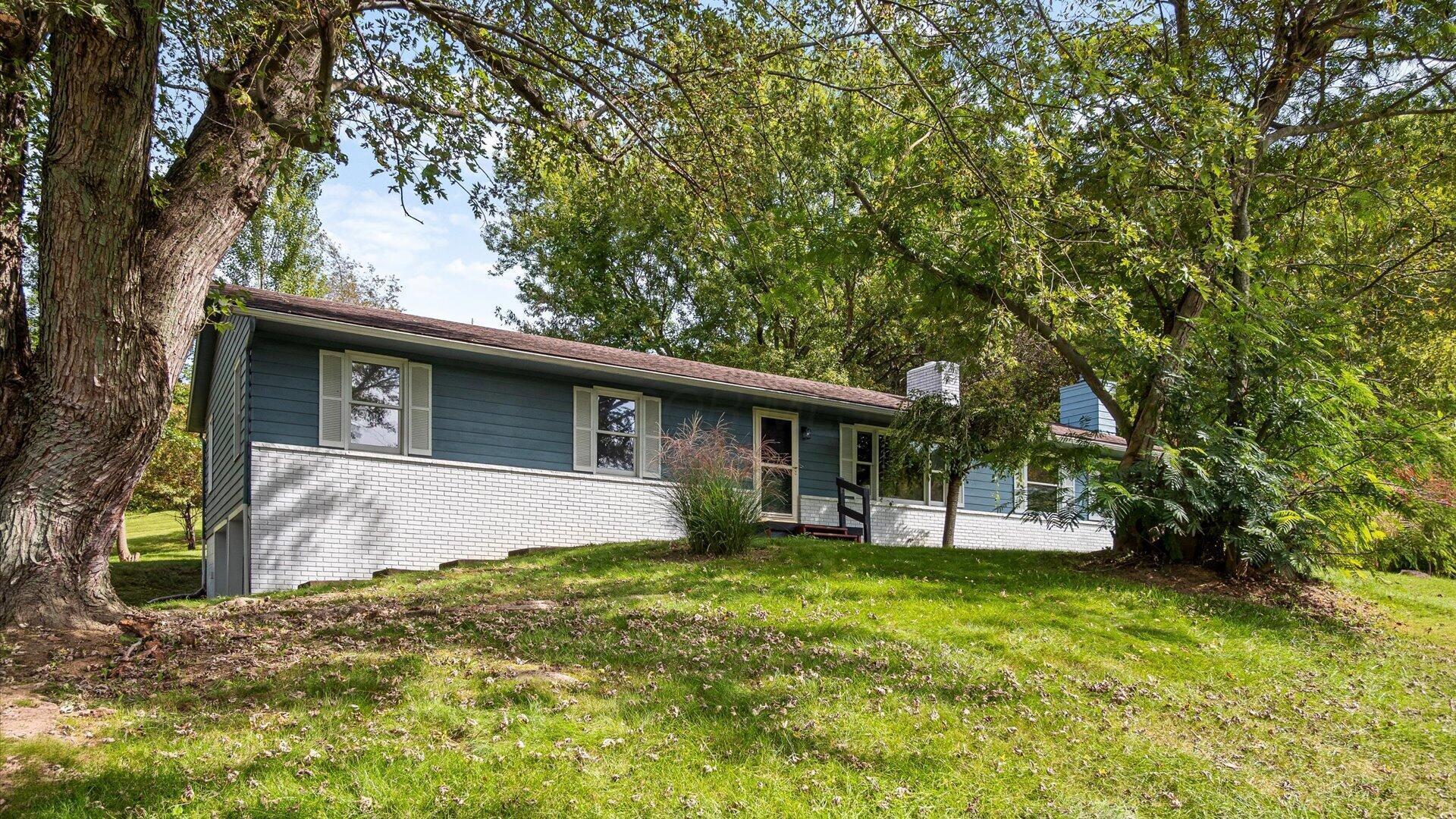 1681 S Watson Road SE — photo
