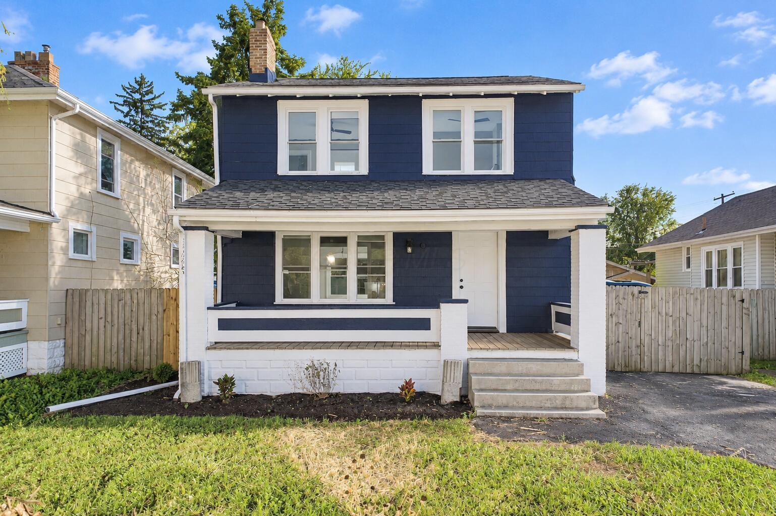 589 S Hague Avenue — photo
