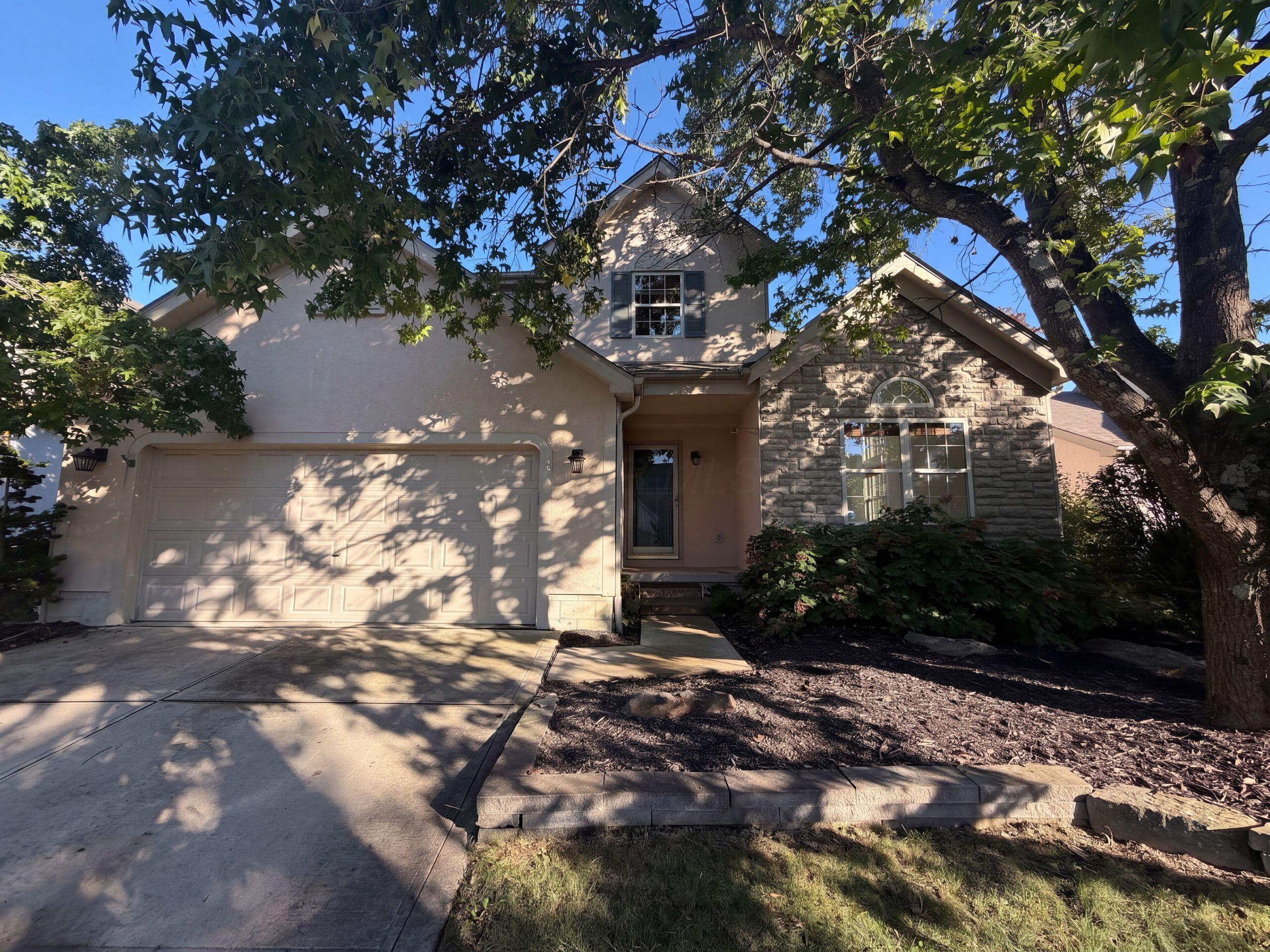 232 Brownstone Court — photo