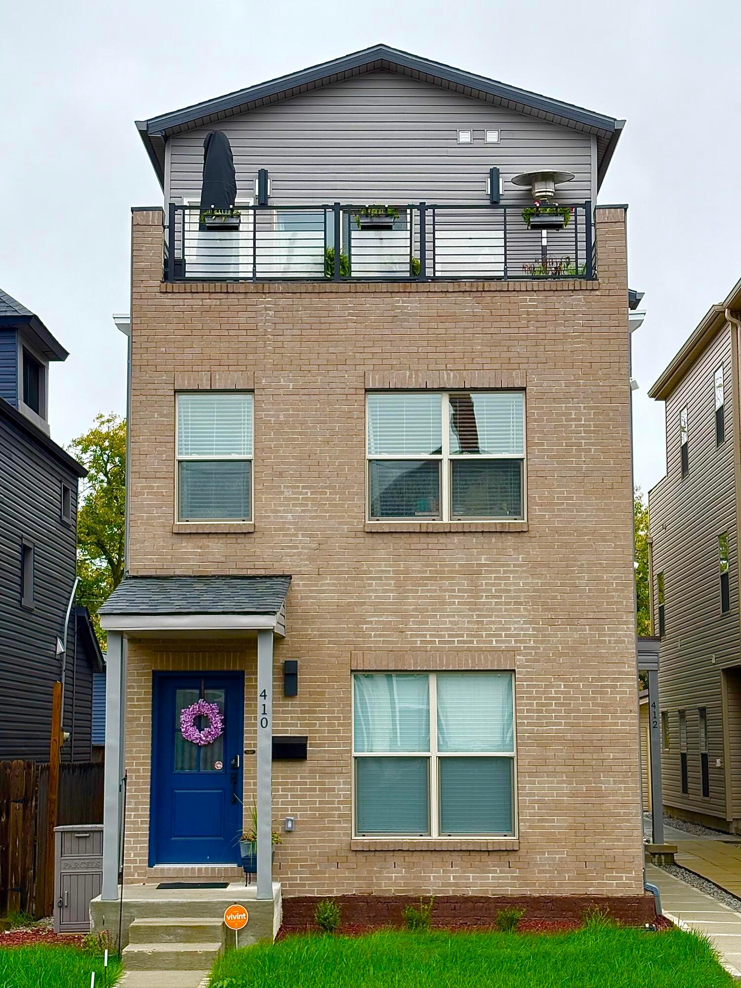 410 Saint Clair Avenue — photo