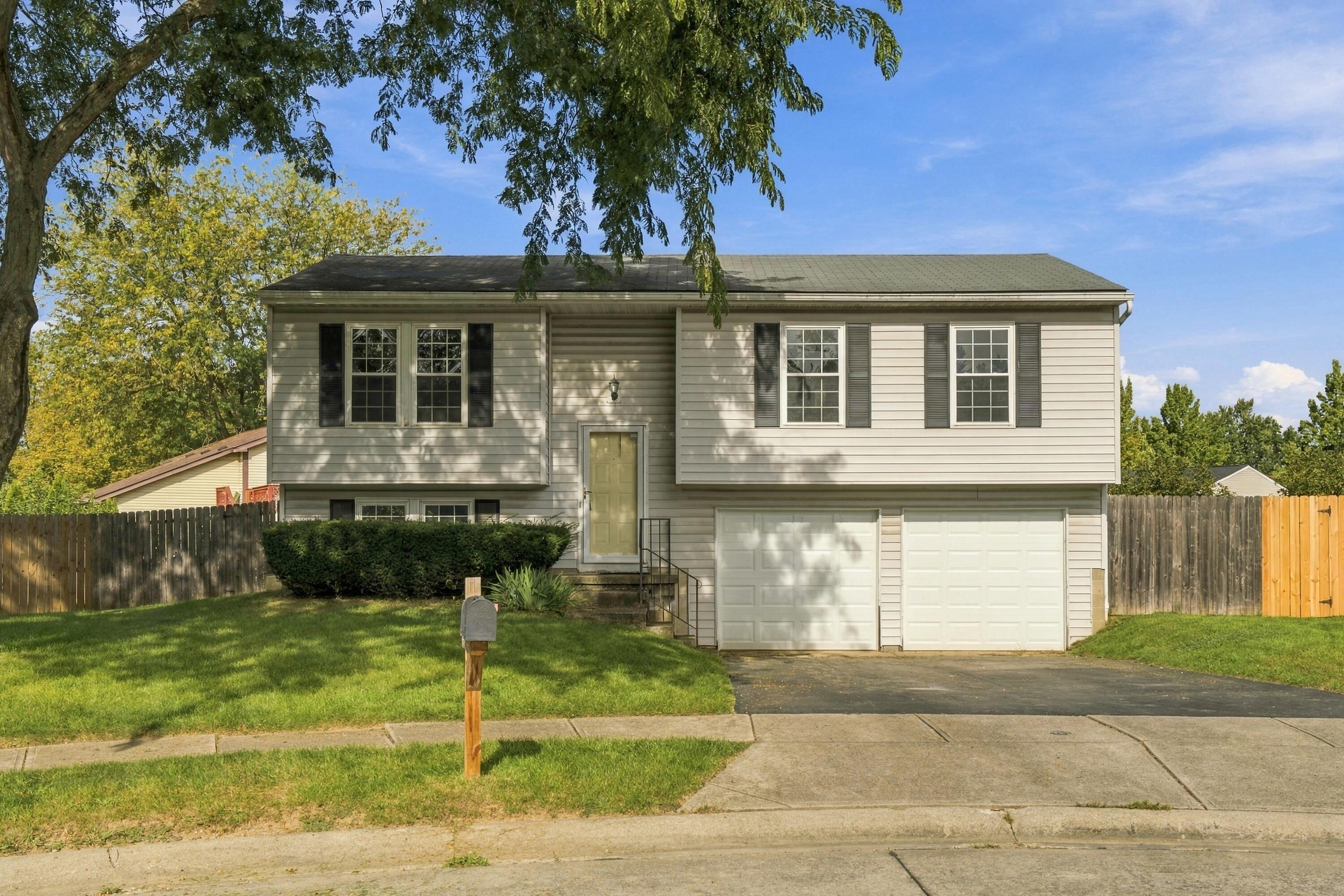 3167 Islington Court — photo