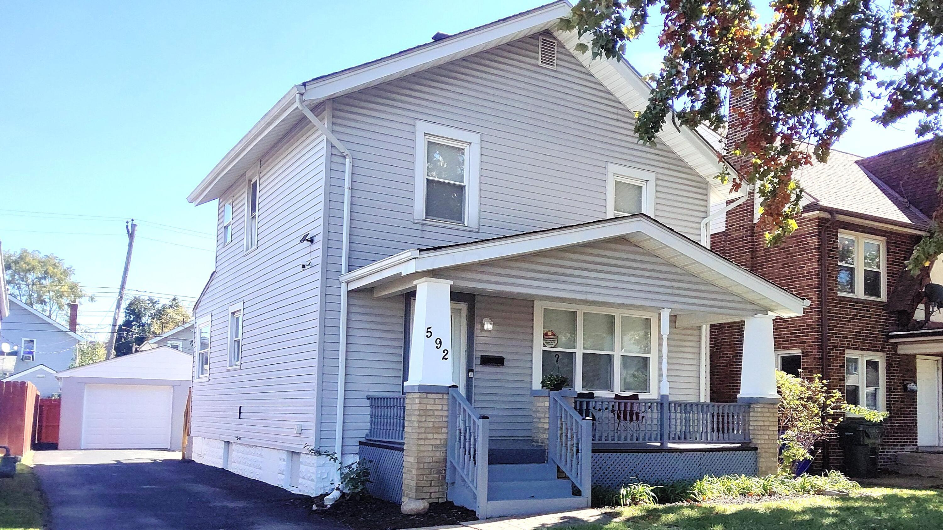 592 S Hague Avenue — photo