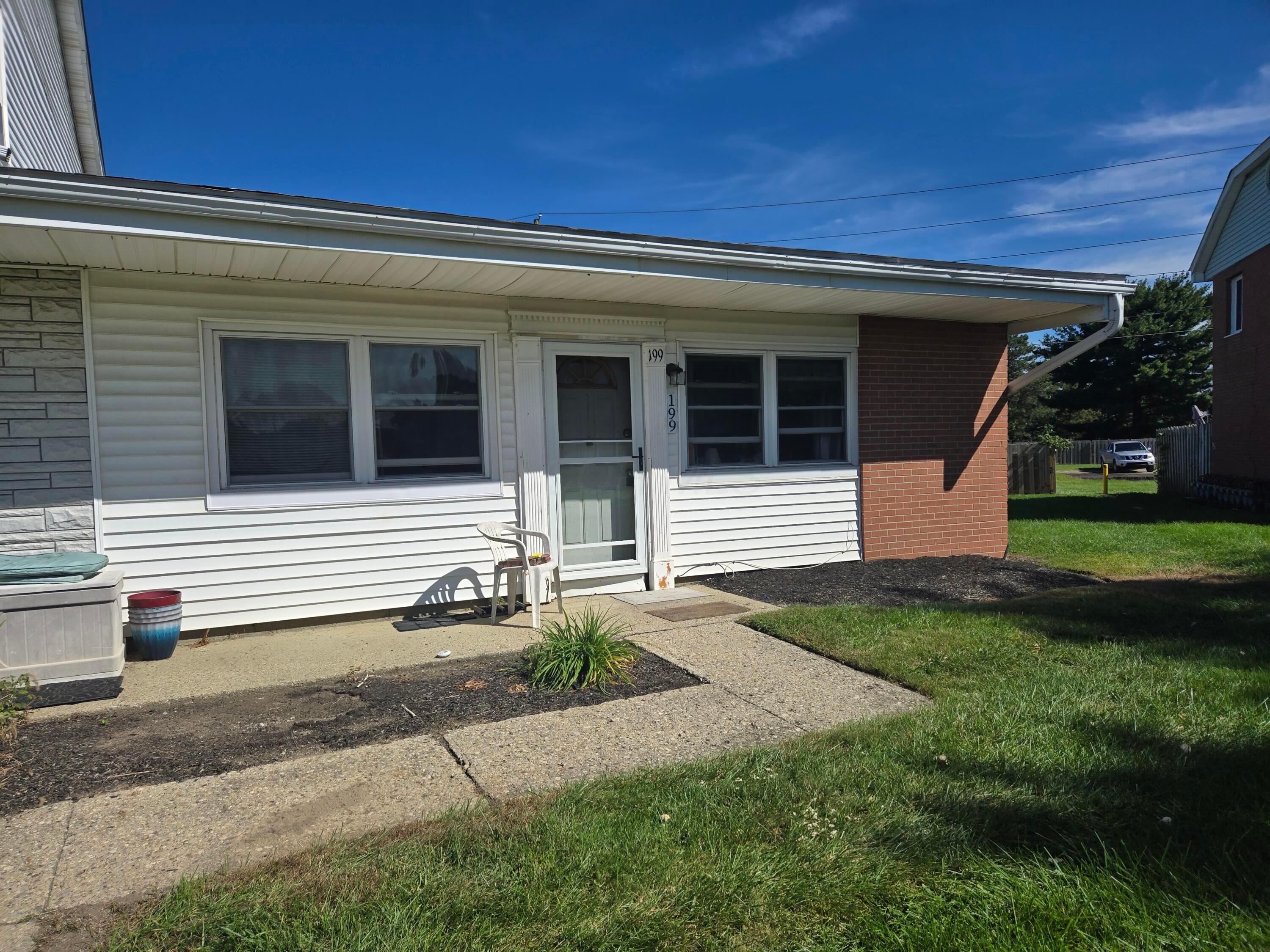 199 Buckeye Circle, B199 — photo