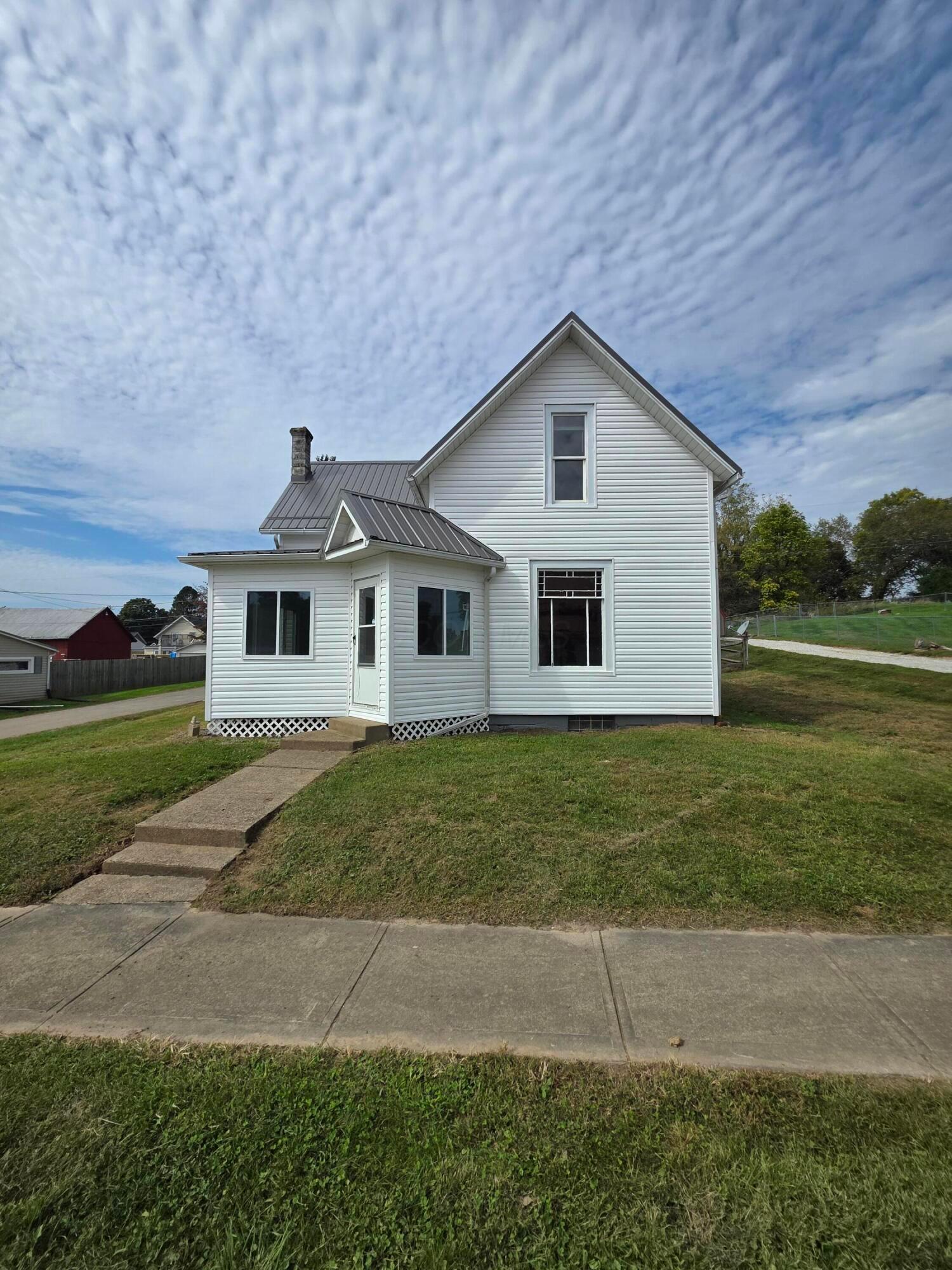 12437 Mary Street — photo