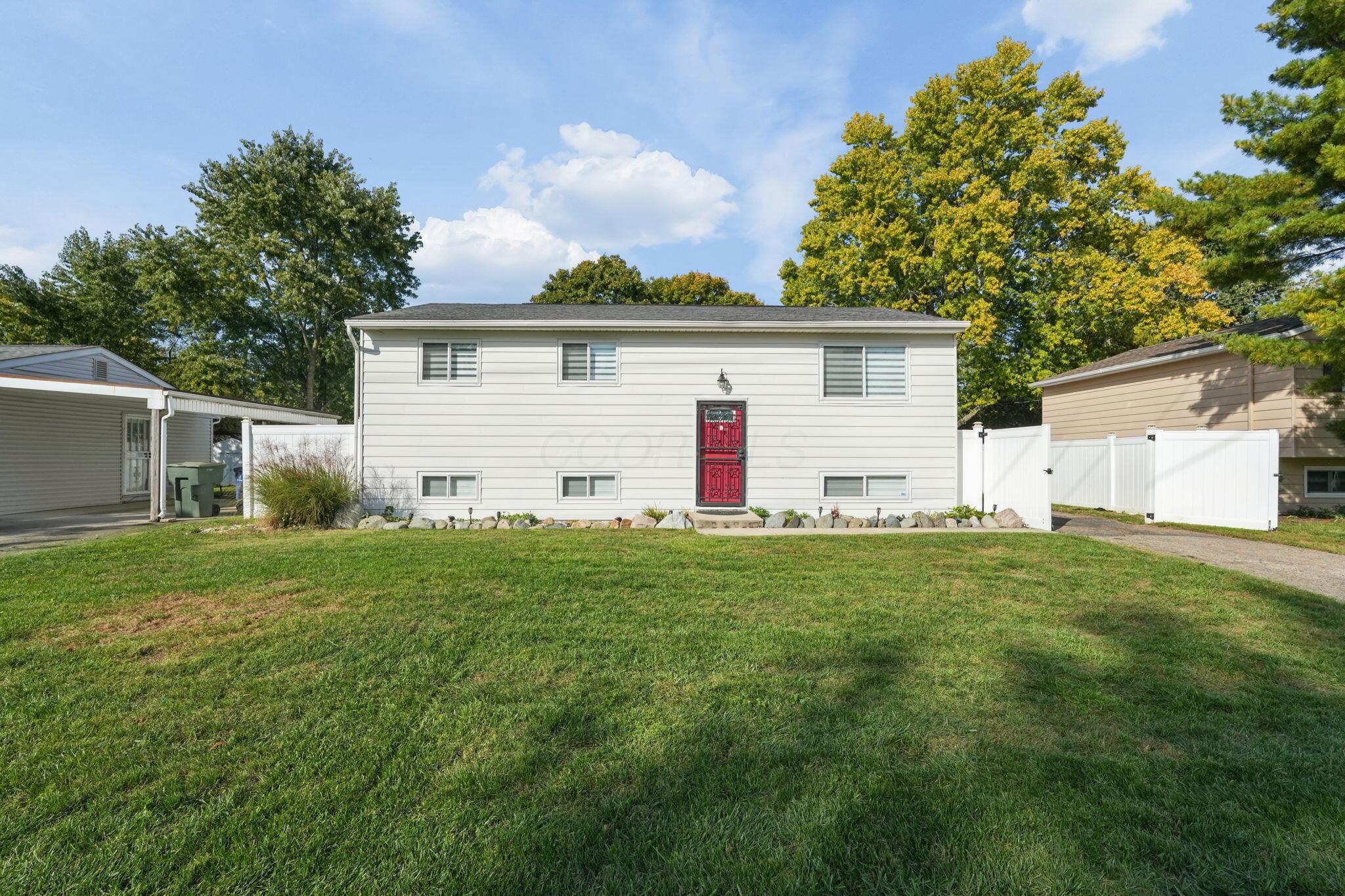 5236 Refugee Road — photo