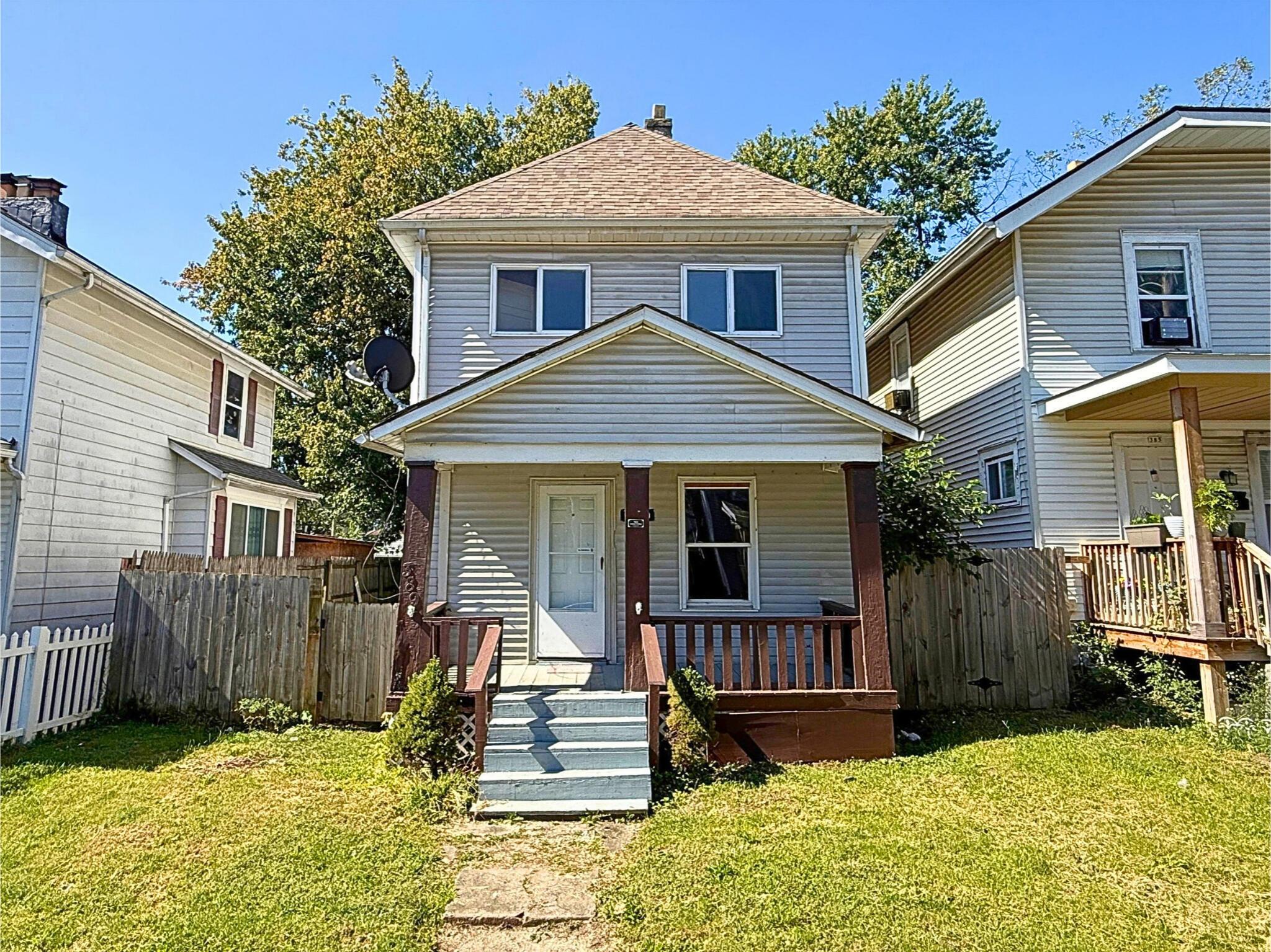 389 S Warren Avenue — photo