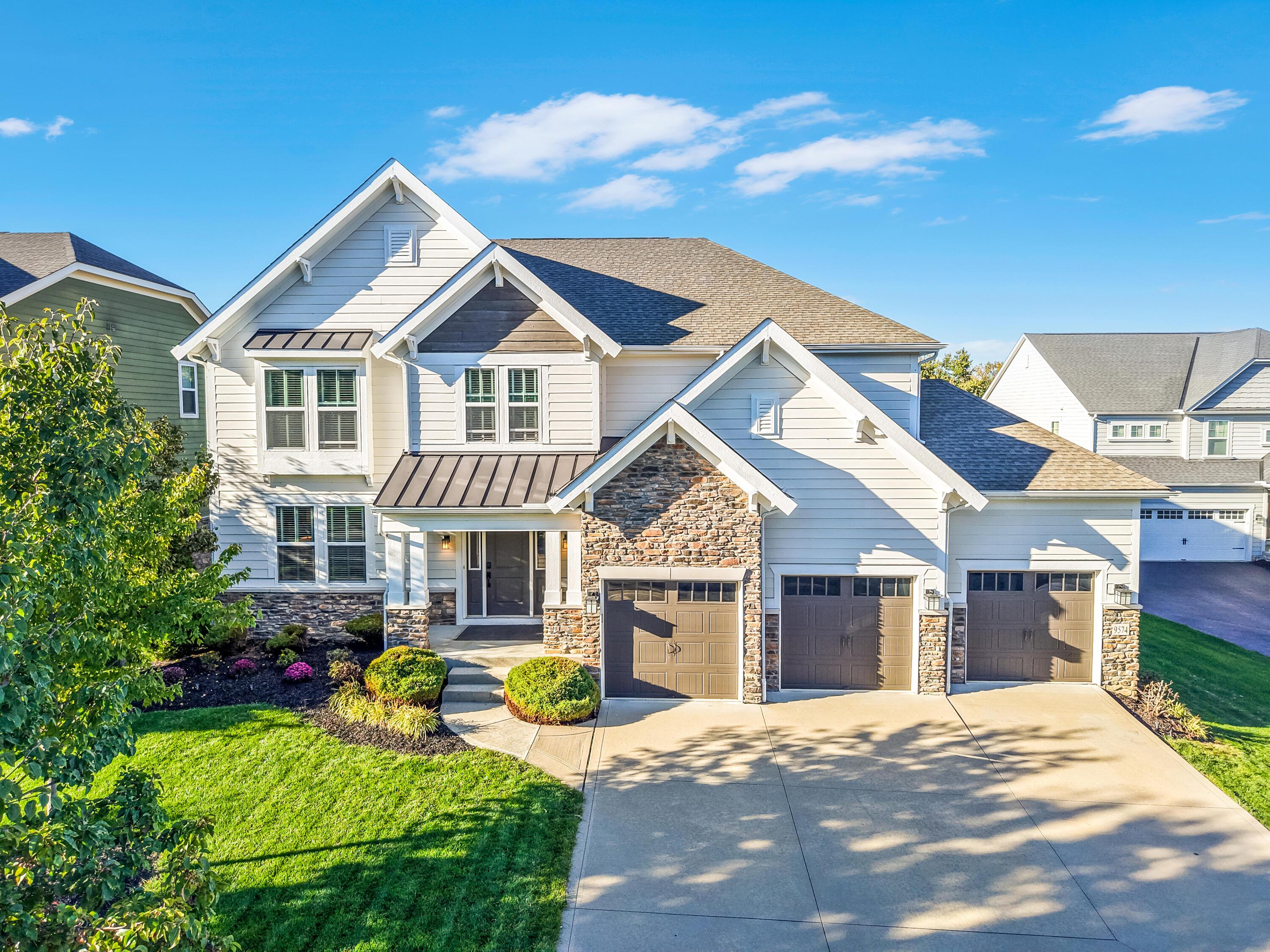 9574 Pinewood Court — photo