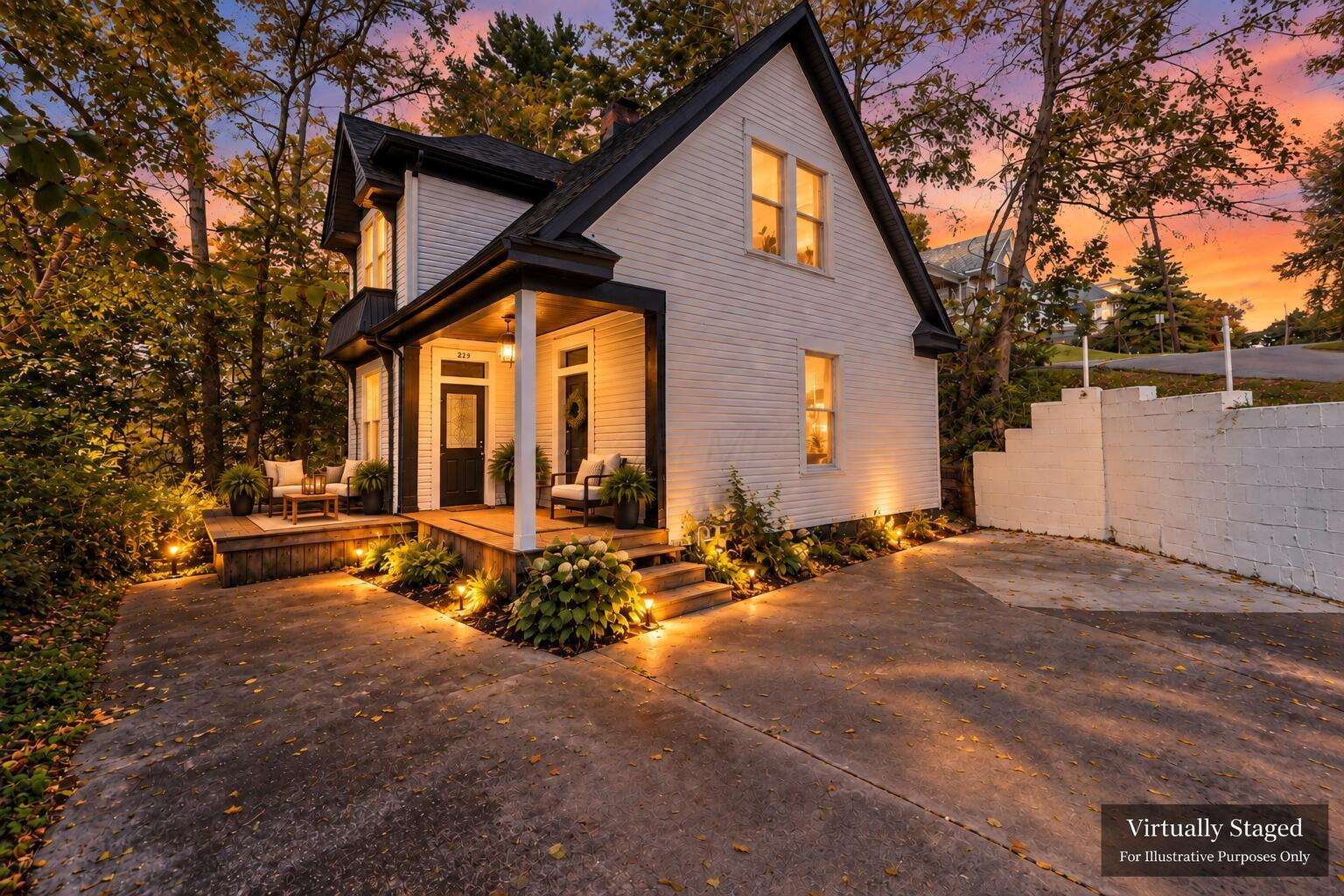 229 N Spring Street — photo