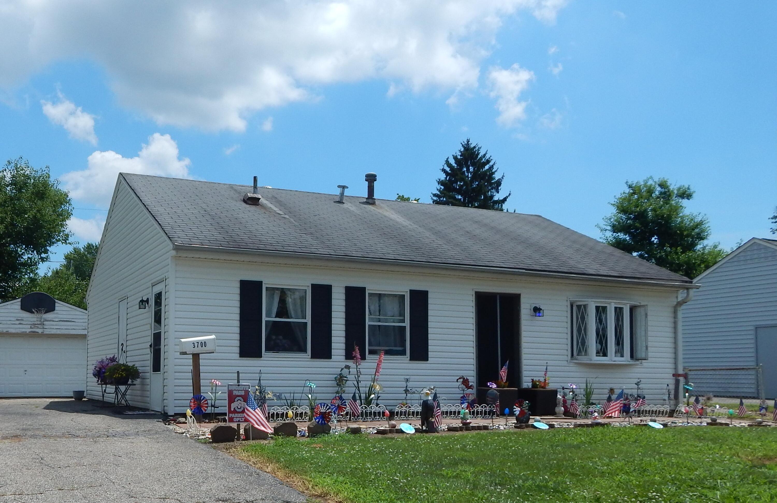 3700 Clearwater Drive — photo