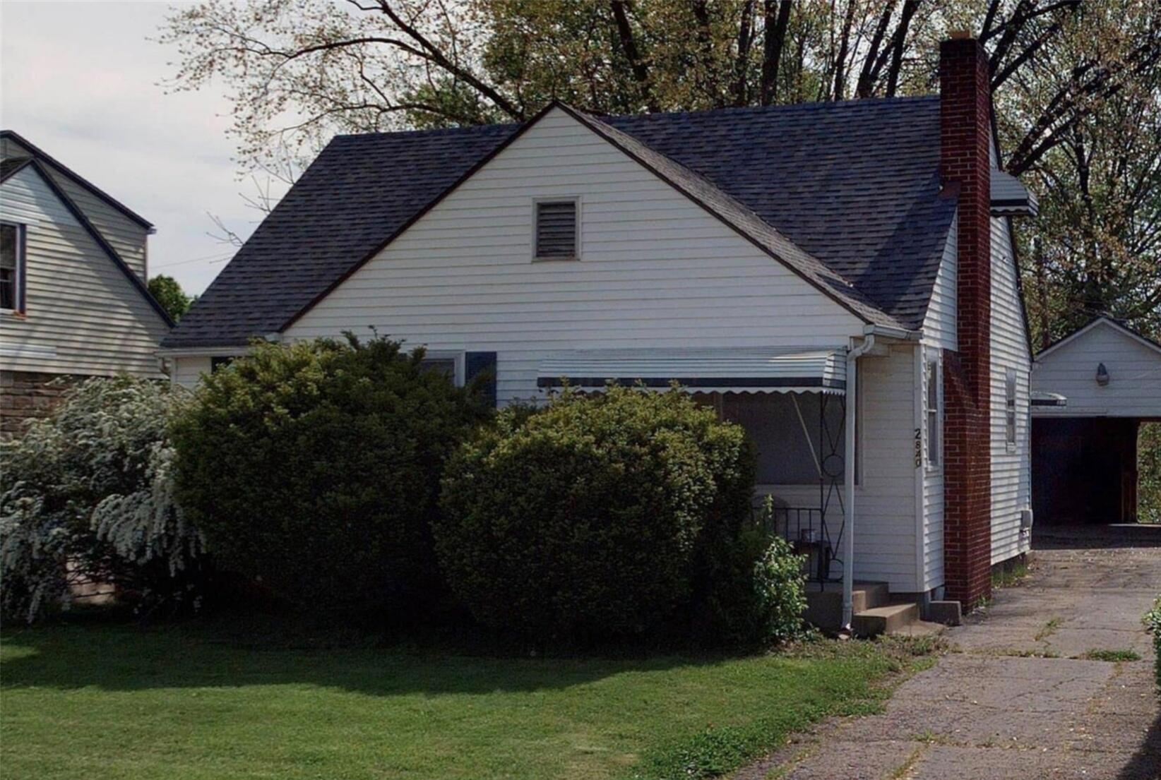 2840 S High Street — photo