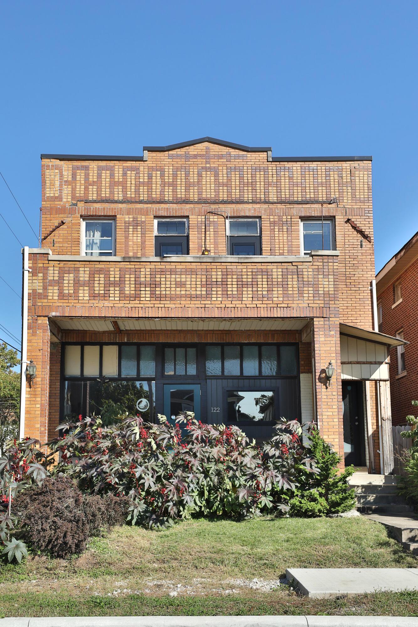 122 S Terrace Avenue — photo