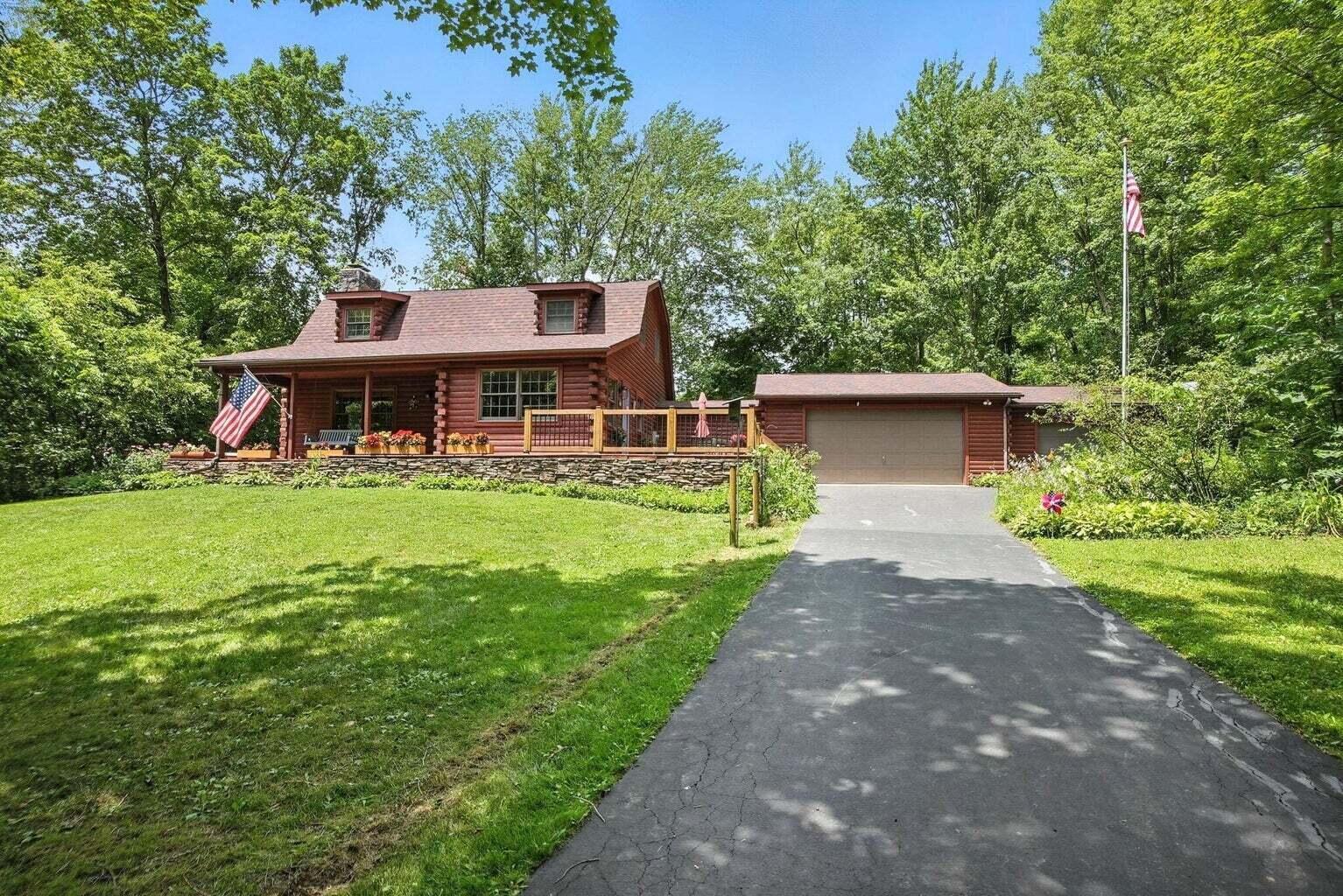 11779 Woodhaven Road — photo