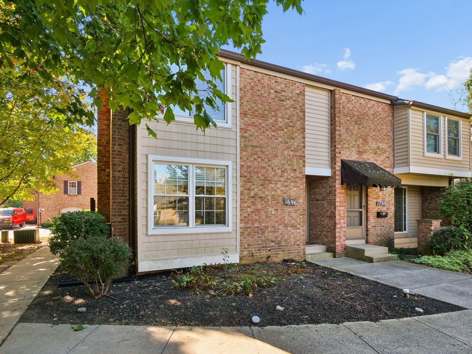 1696 Moravian Street — photo
