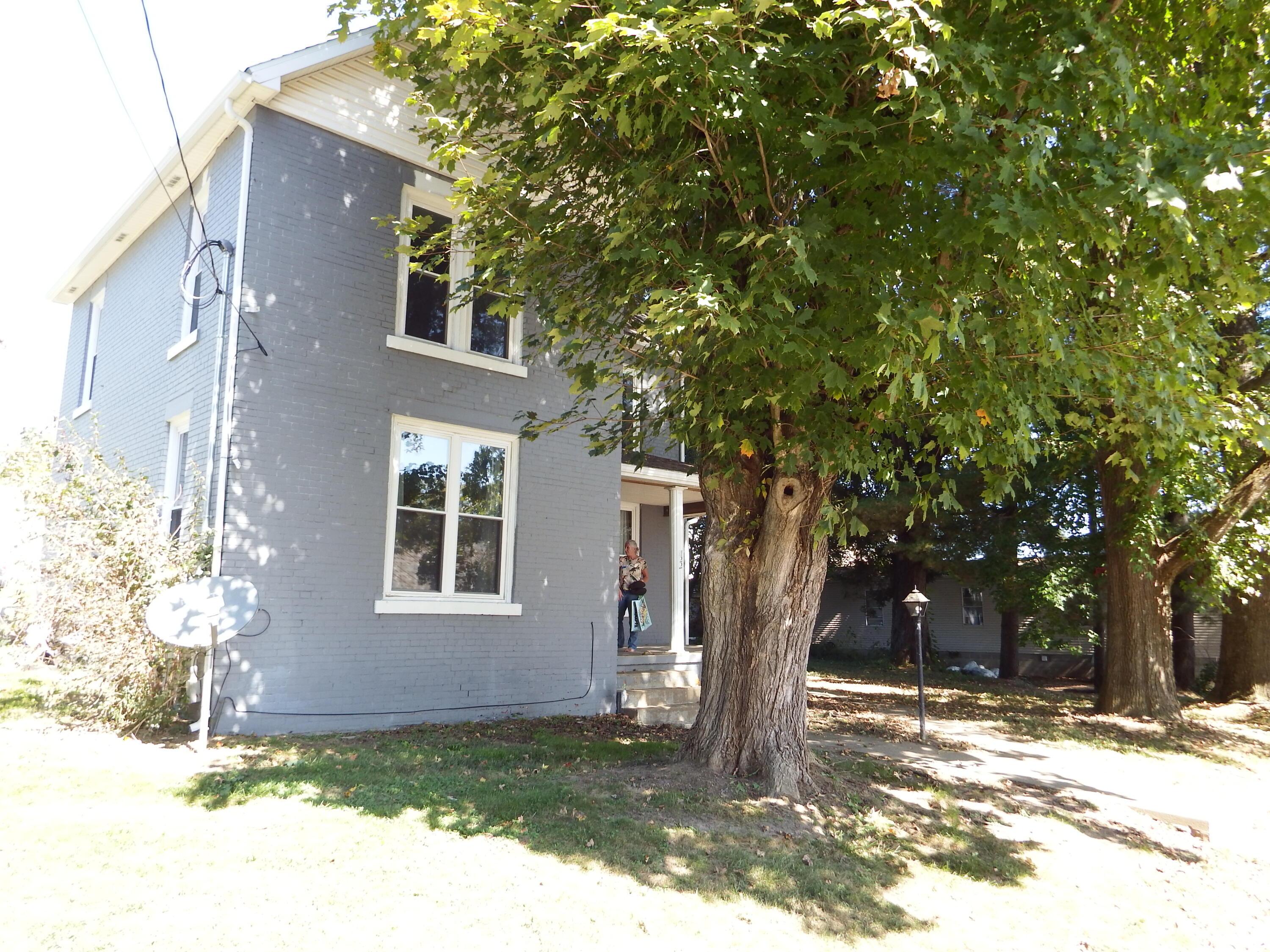 122 Short Street — photo