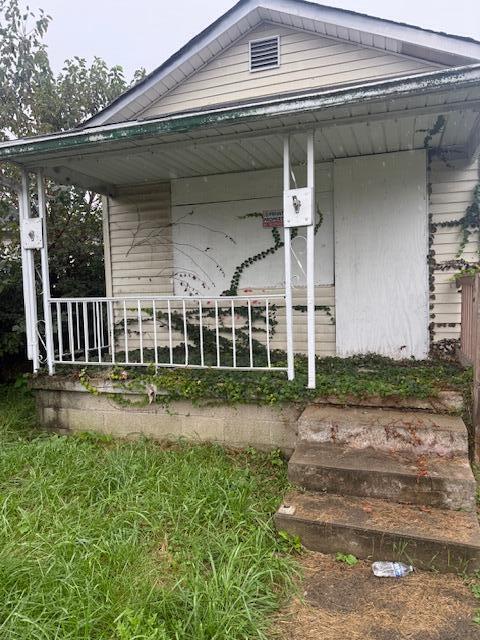 1011 Campbell Avenue — photo