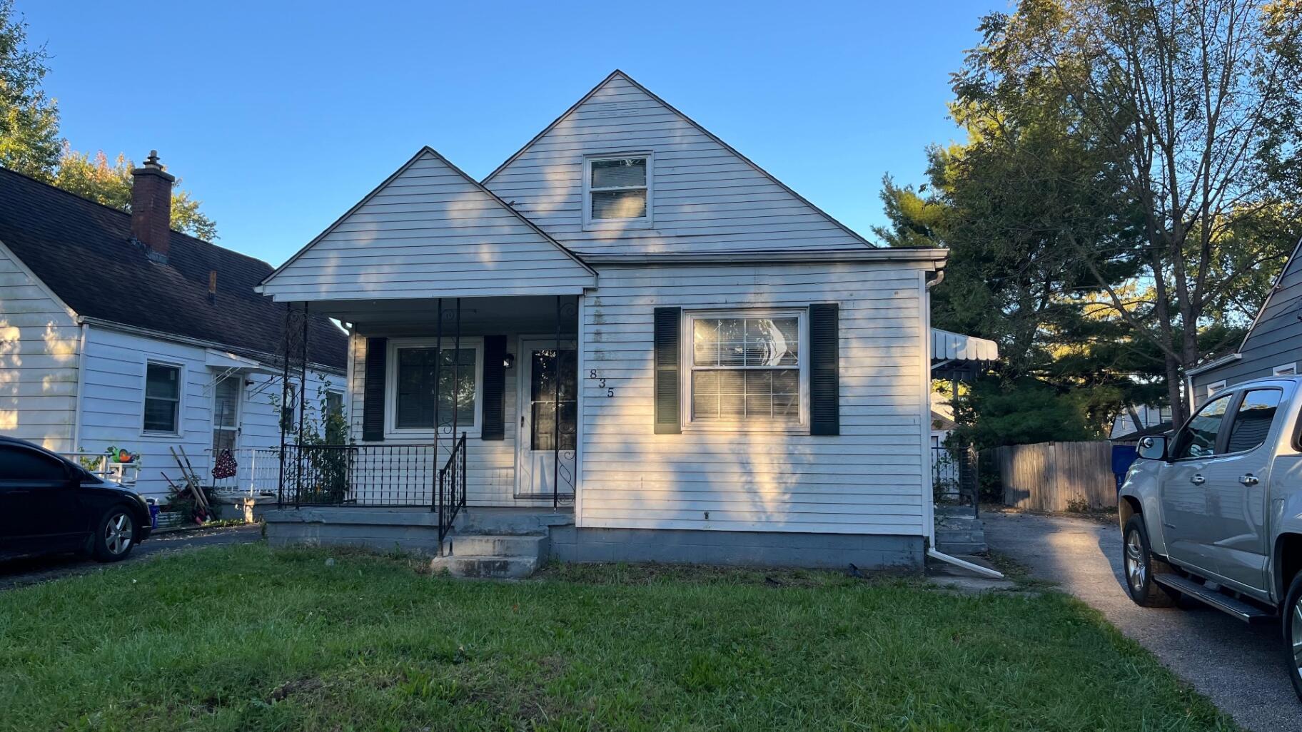 835 S Hampton Road — photo