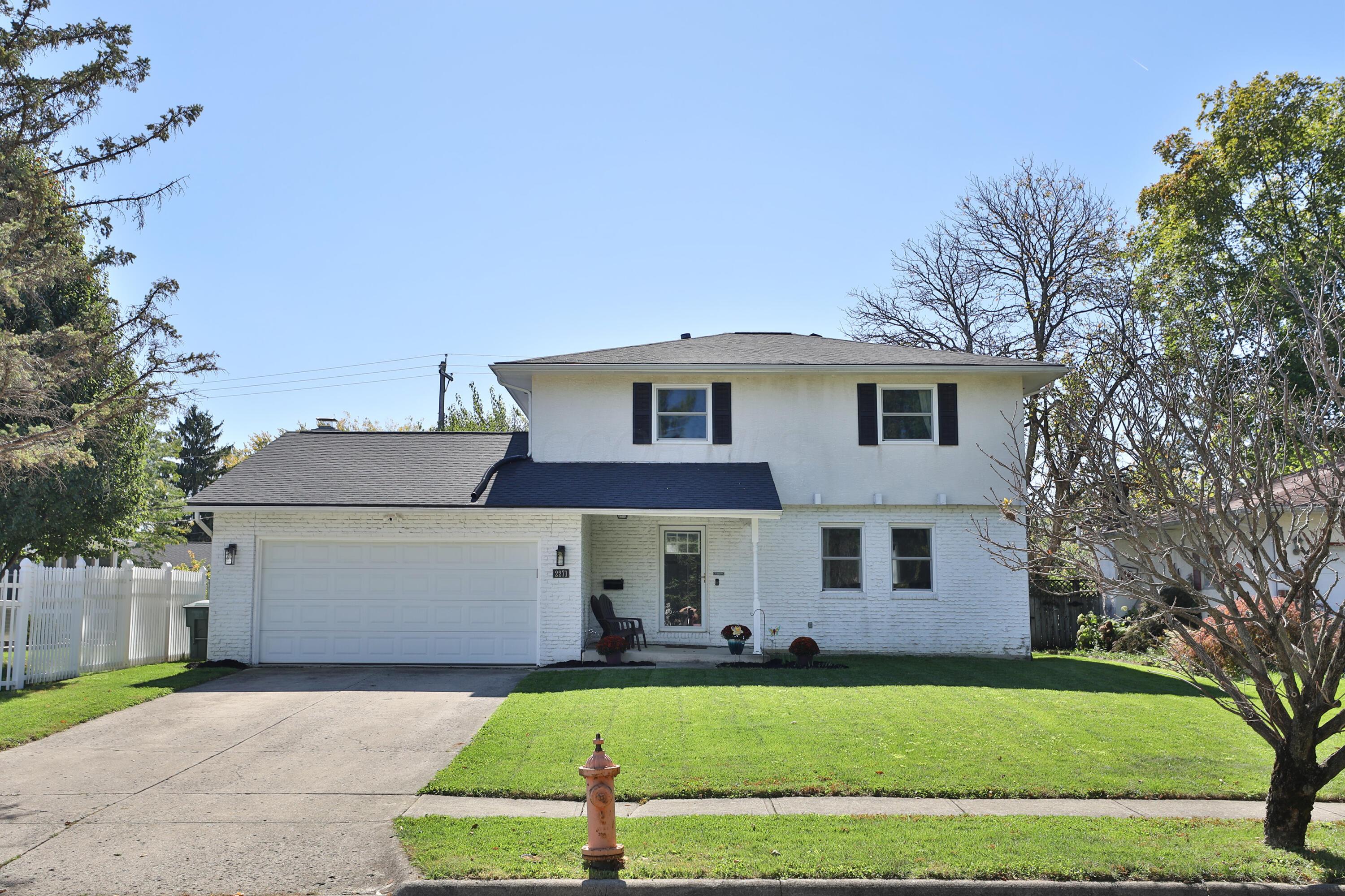 2271 Maplewood Drive — photo