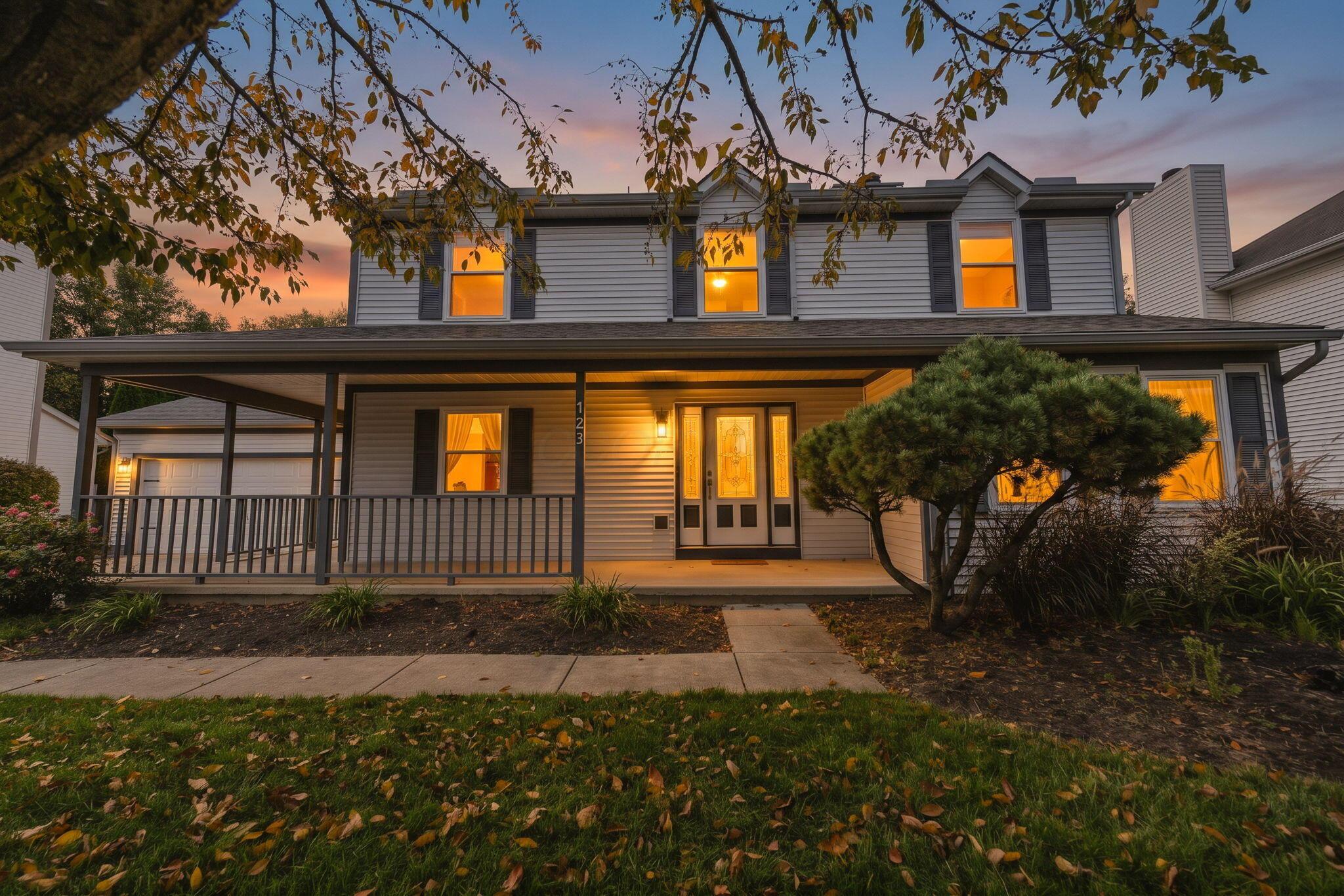 123 Curly Smart Circle — photo