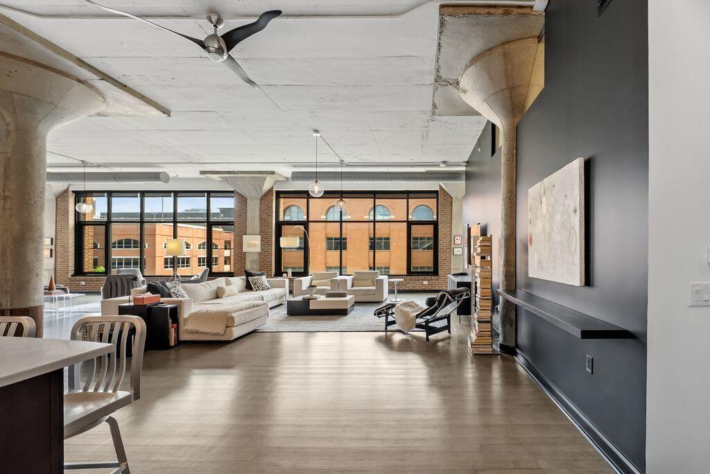 300 W Spring Street, 408 — photo