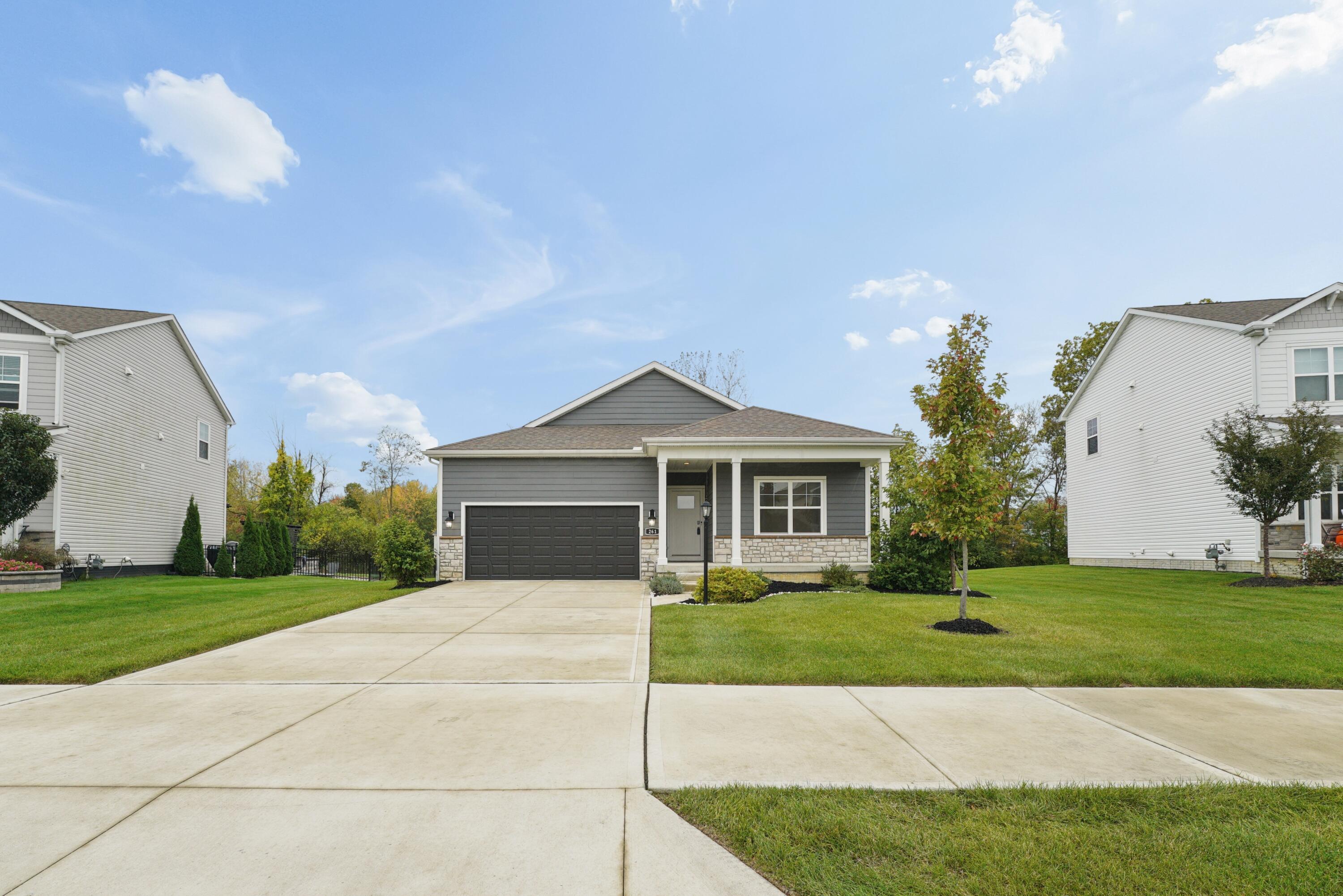 261 Crestview Court — photo