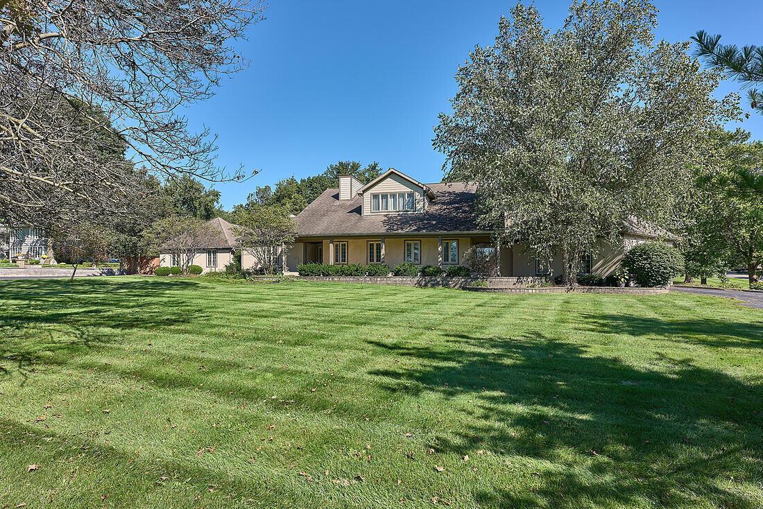 1537 Shawnee Road, B — photo