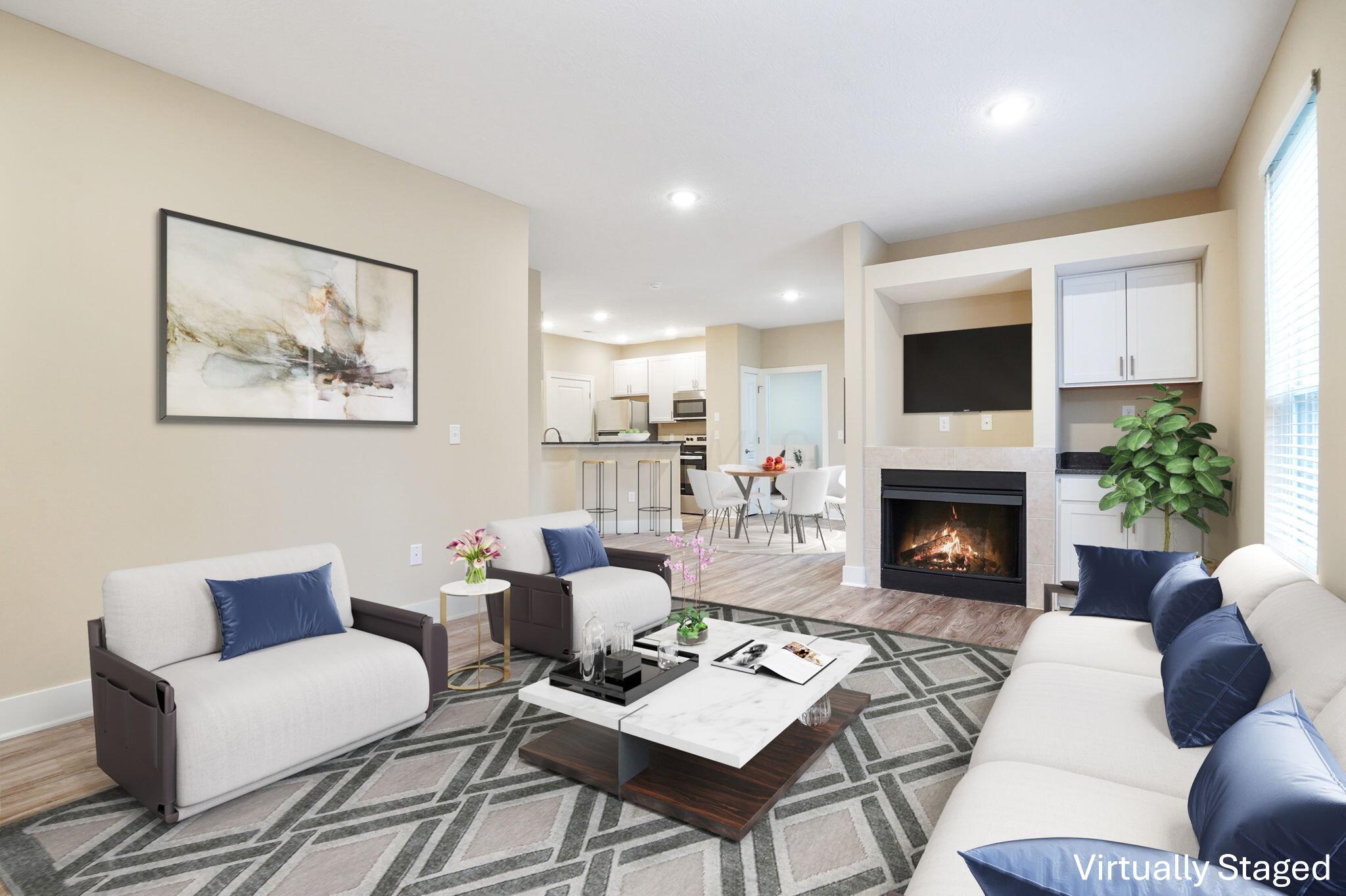 5044 Stratford Pine Lane — photo