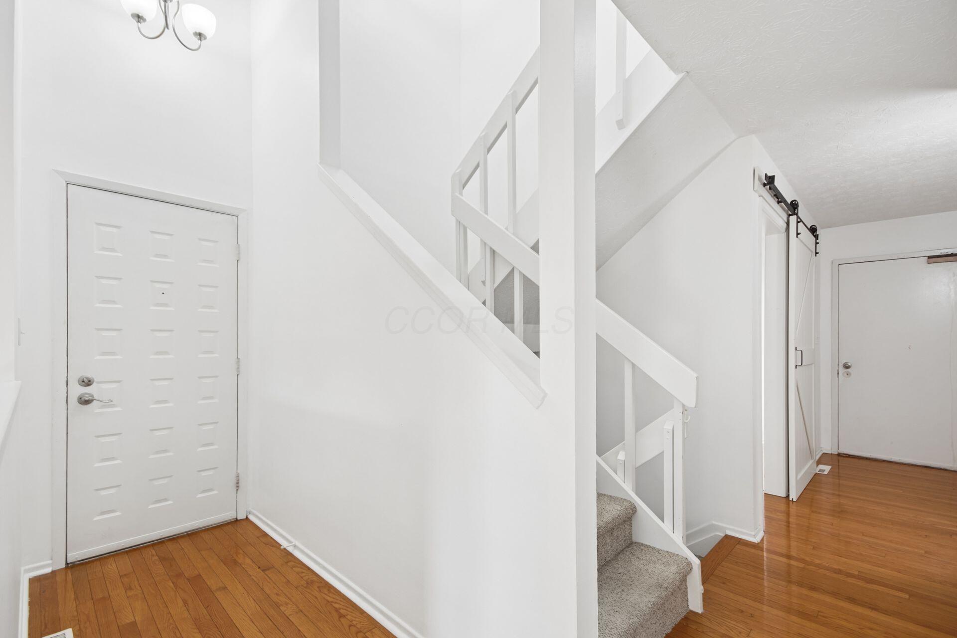 115 Corbins Mill Drive — photo