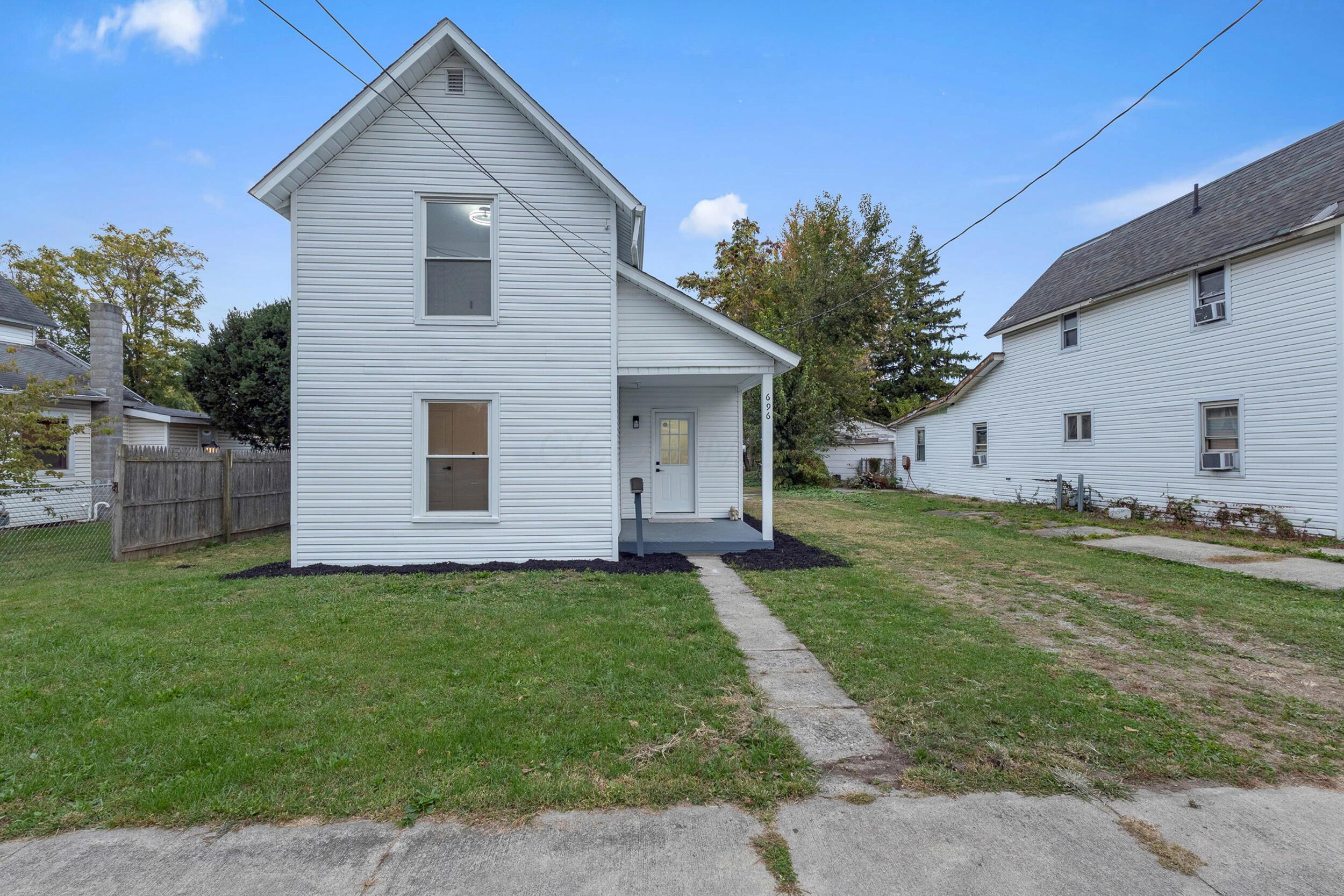 696 Florence Street — photo