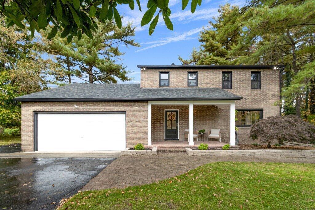 3605 E Powell Road — photo