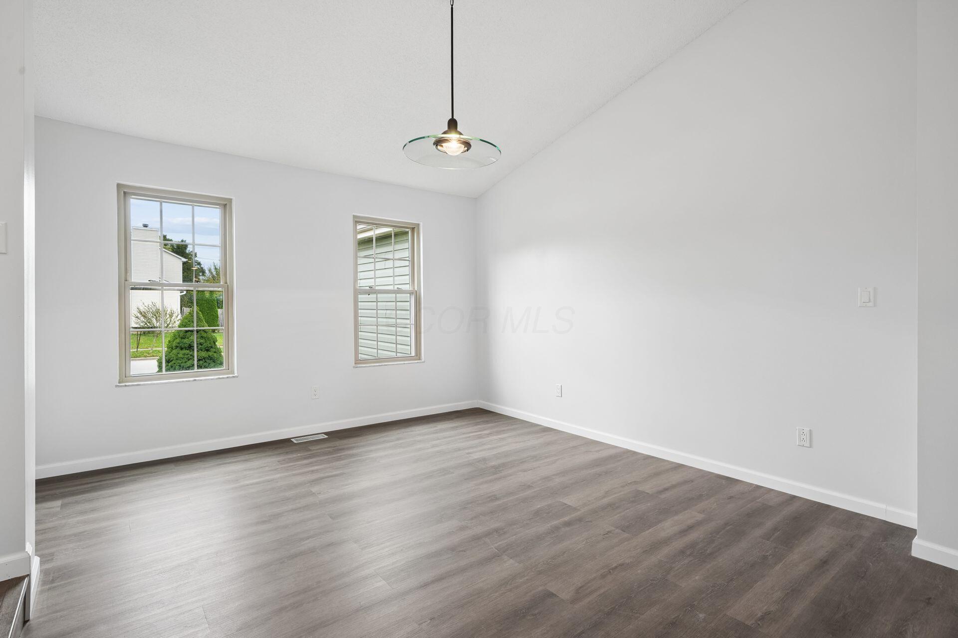 1545 Raspberry Run Drive, Columbus, OH 43204 — photo 3