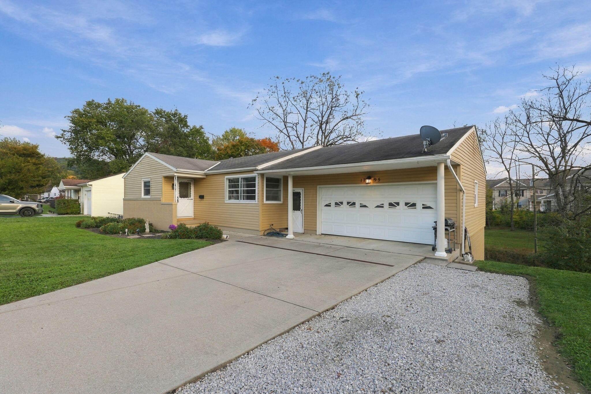 1795 Nelson Road — photo