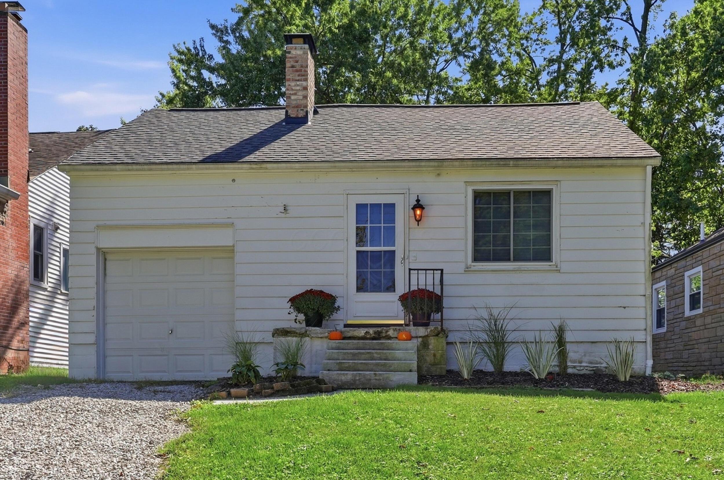 85 E Beechwold — photo