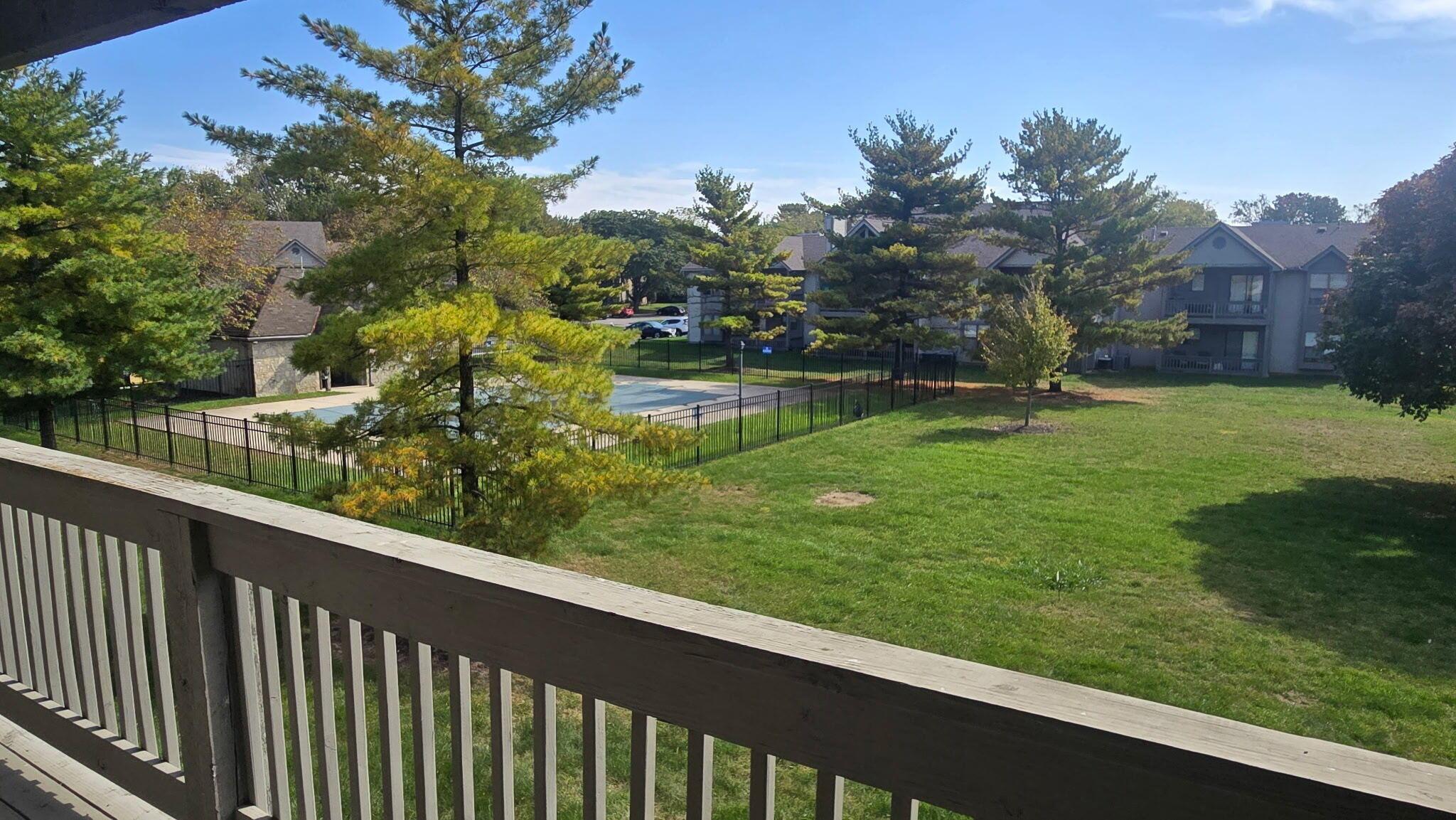 2733 Greystone Drive, Gd2733 — photo