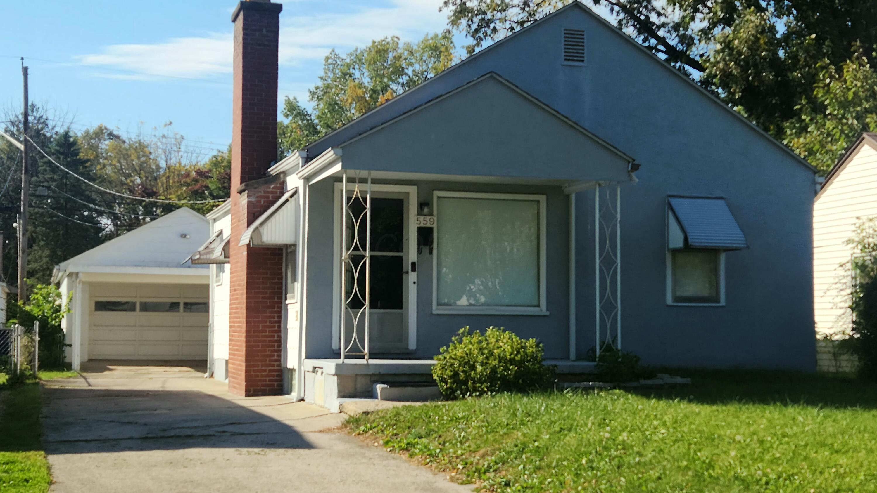 559 S Waverly Street — photo