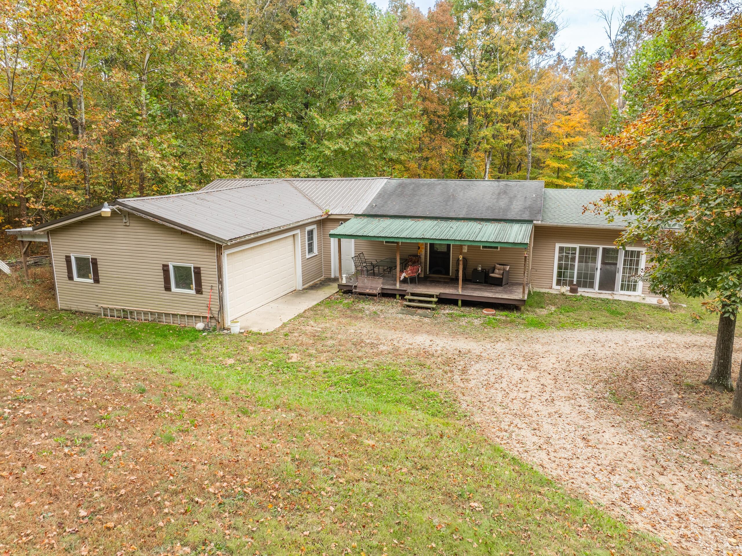 650 Brown Hollow Road — photo