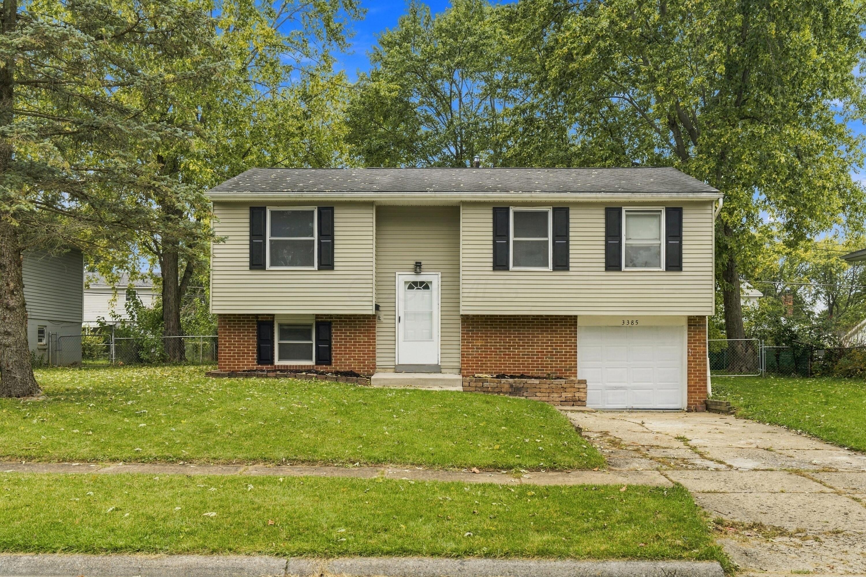 3385 Castleton Street — photo