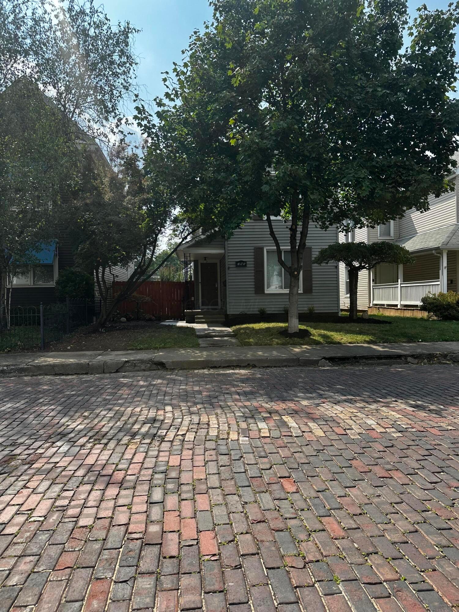 795 Beech Street — photo