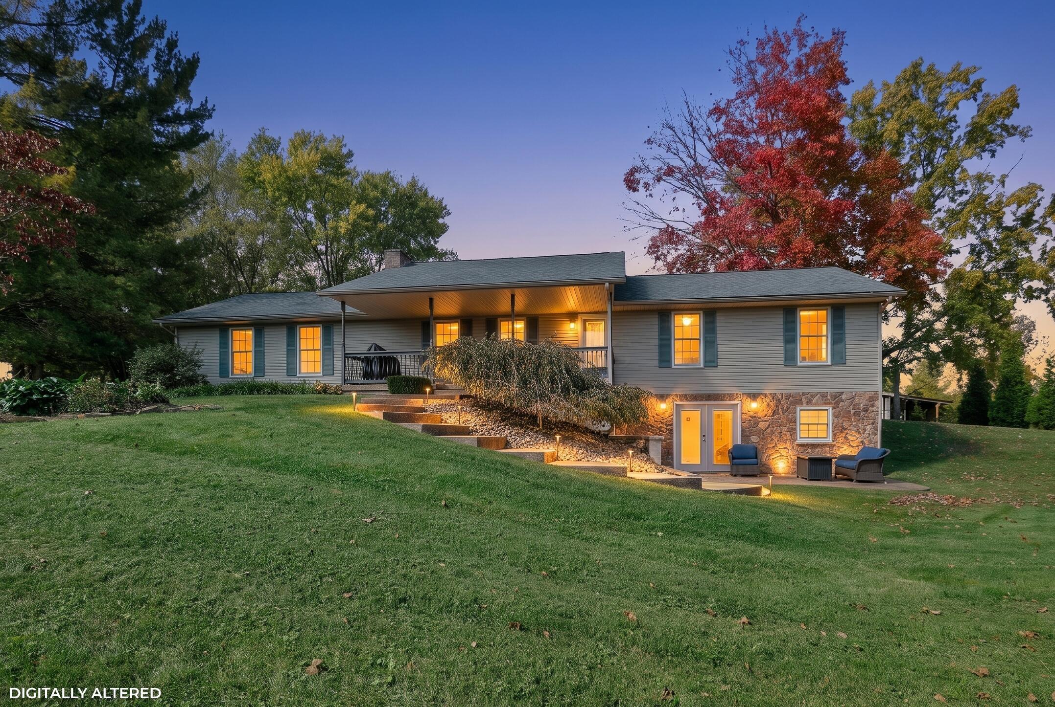 1048 Parkway Drive — photo