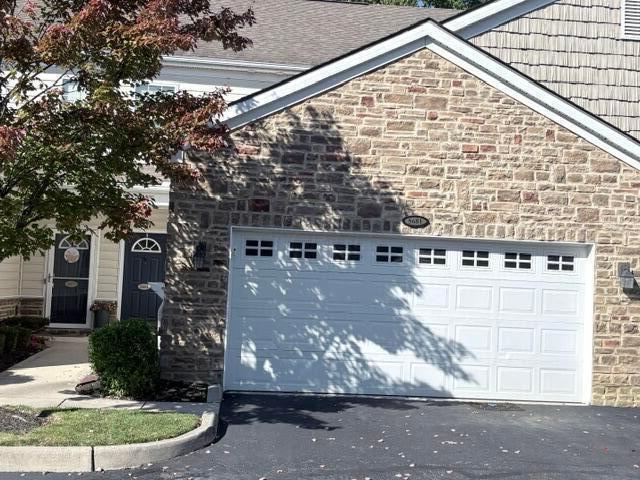 5681 Niagara Reserve Drive — photo