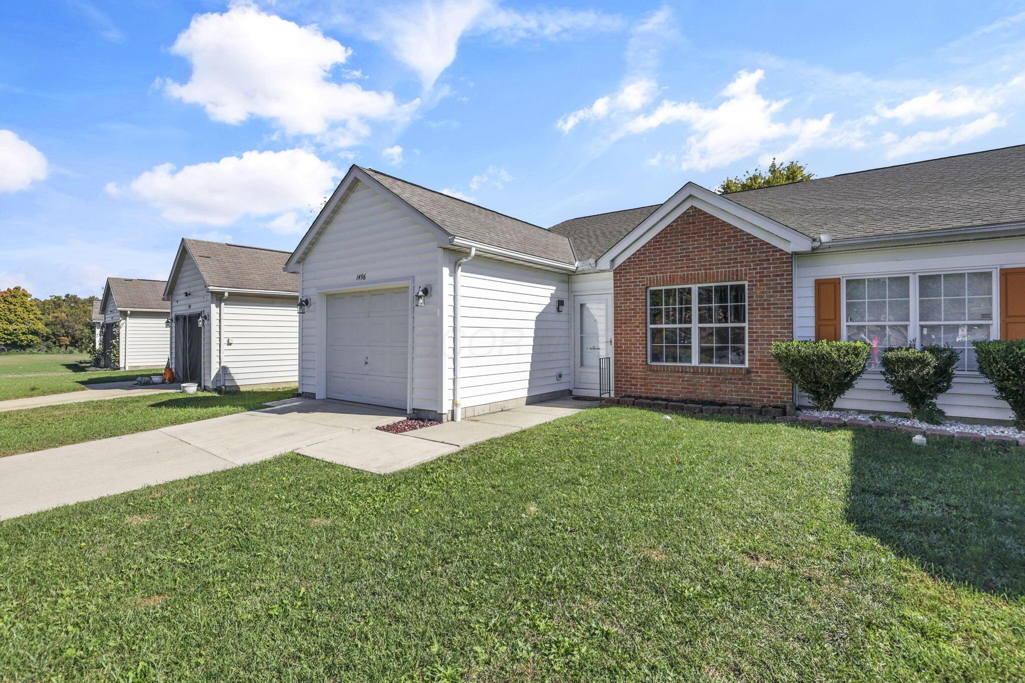 1496 October Ridge Court — photo