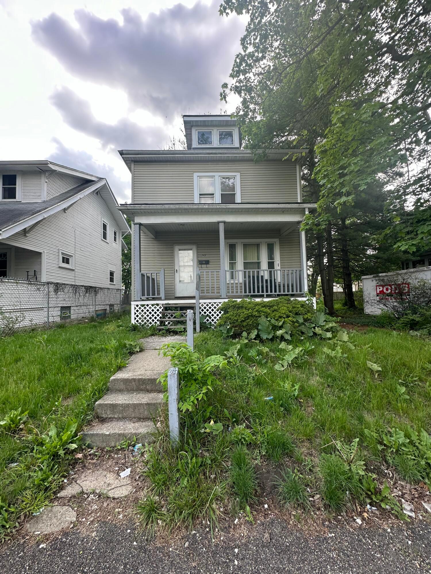 249 S Burgess Avenue — photo